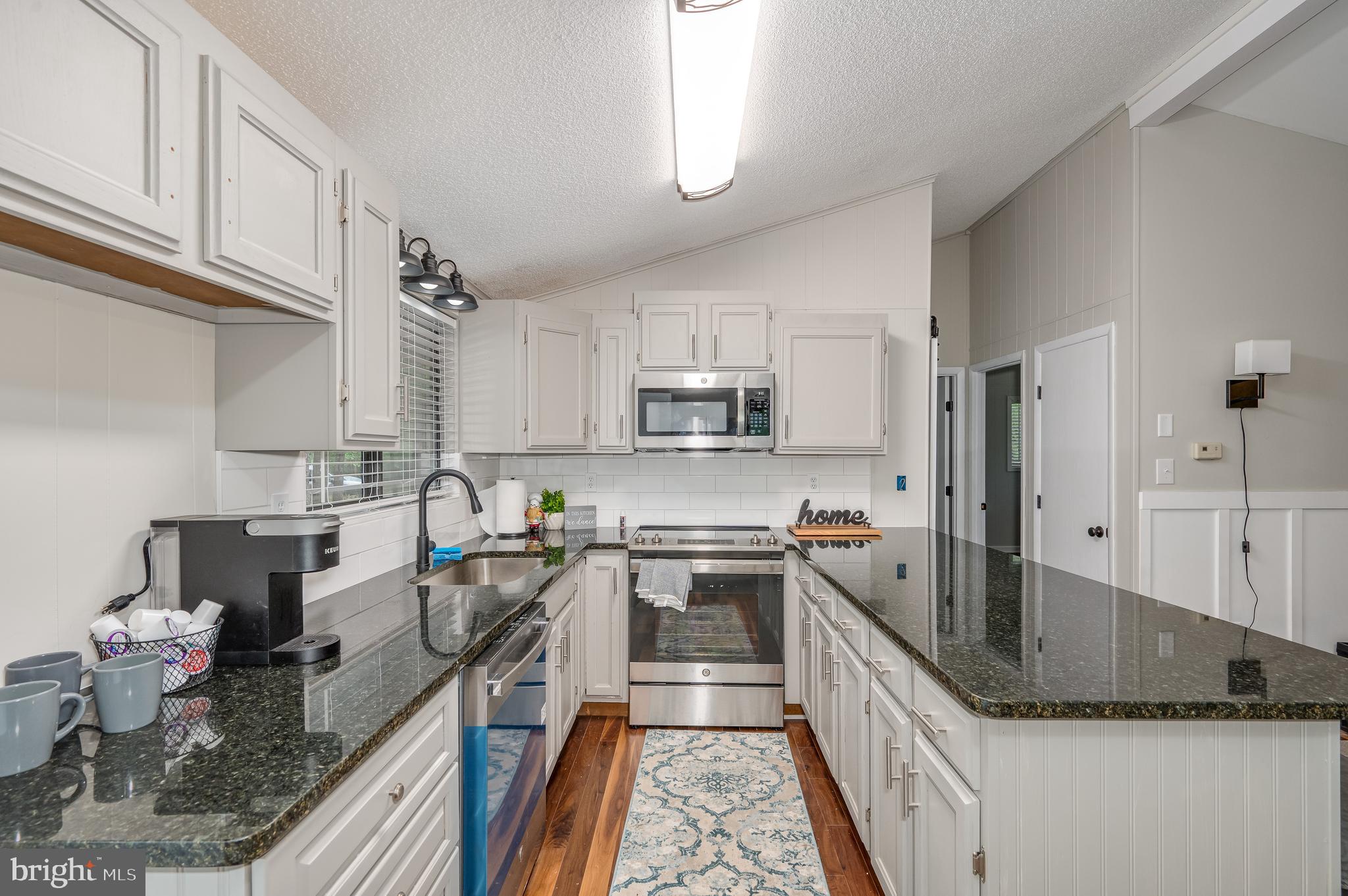 THE WOODS - Residential