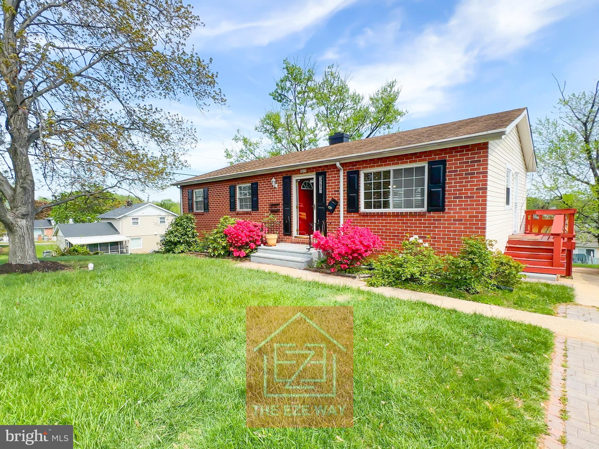 DEERFIELD - Residential Lease
