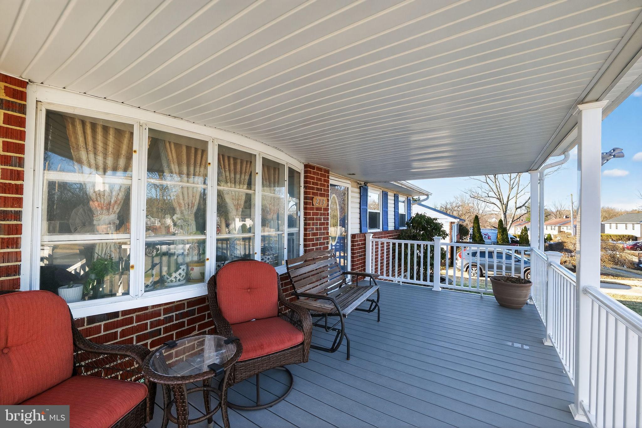 SUBURBIA - Residential