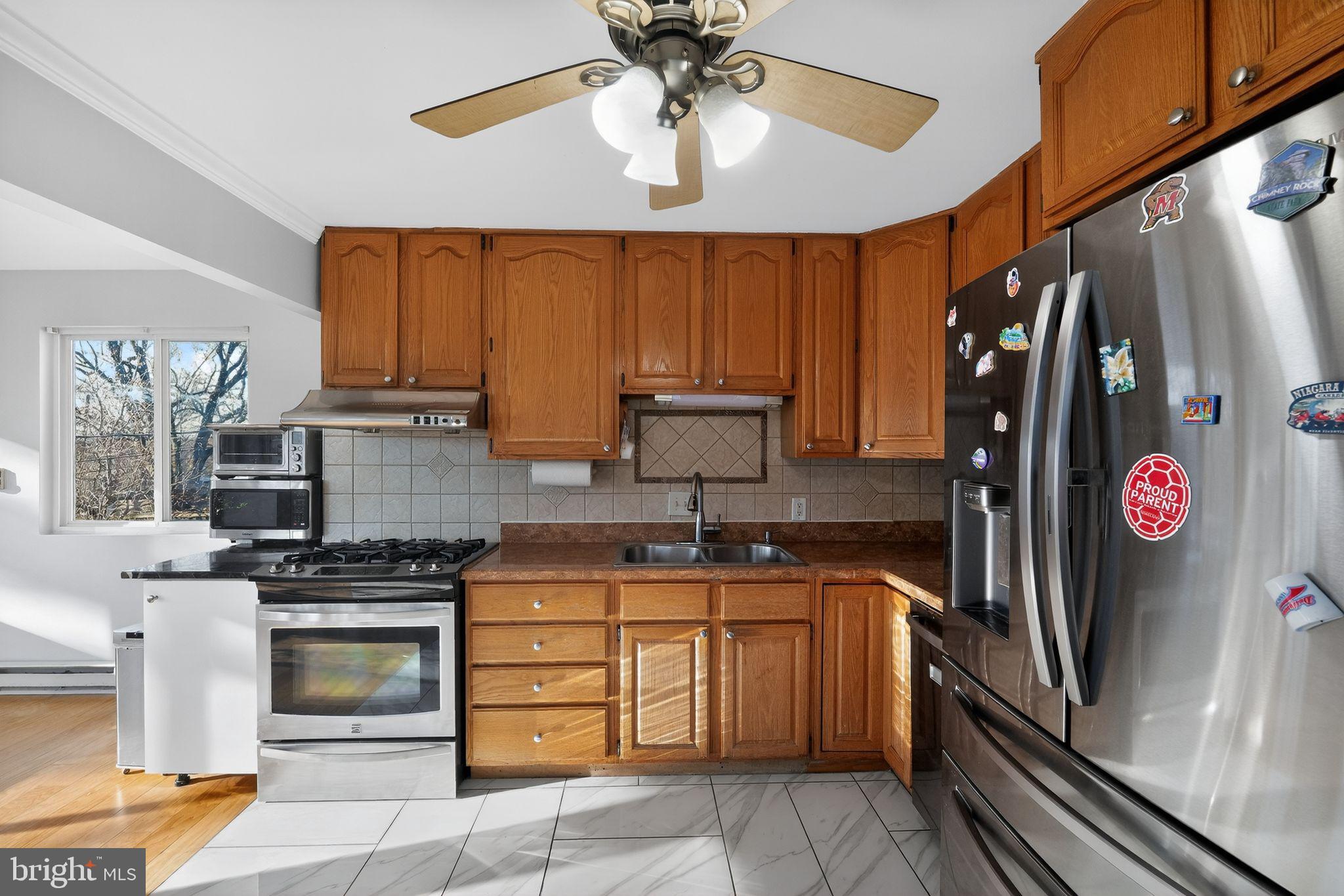 SUBURBIA - Residential