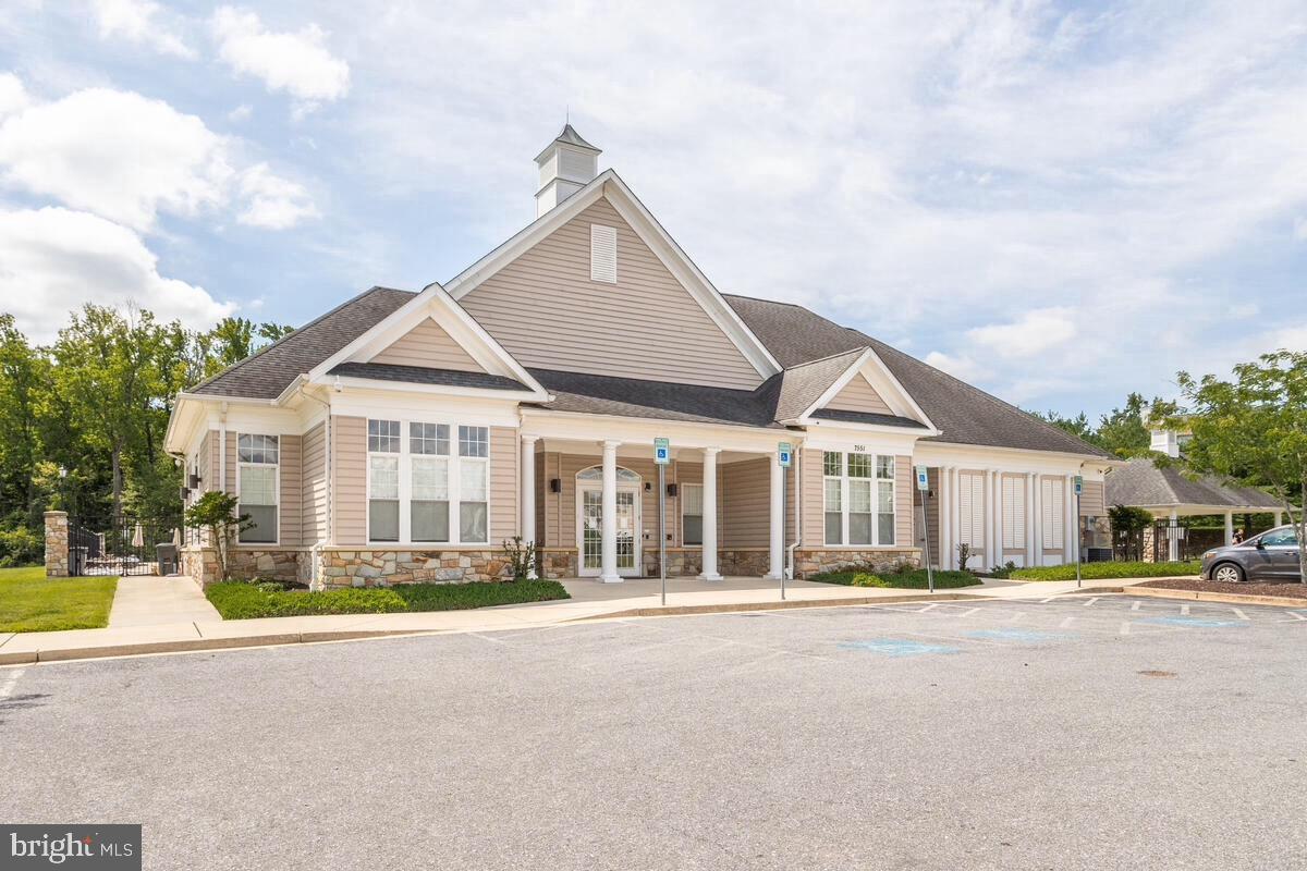 VILLAGES OF DORCHESTER - Residential