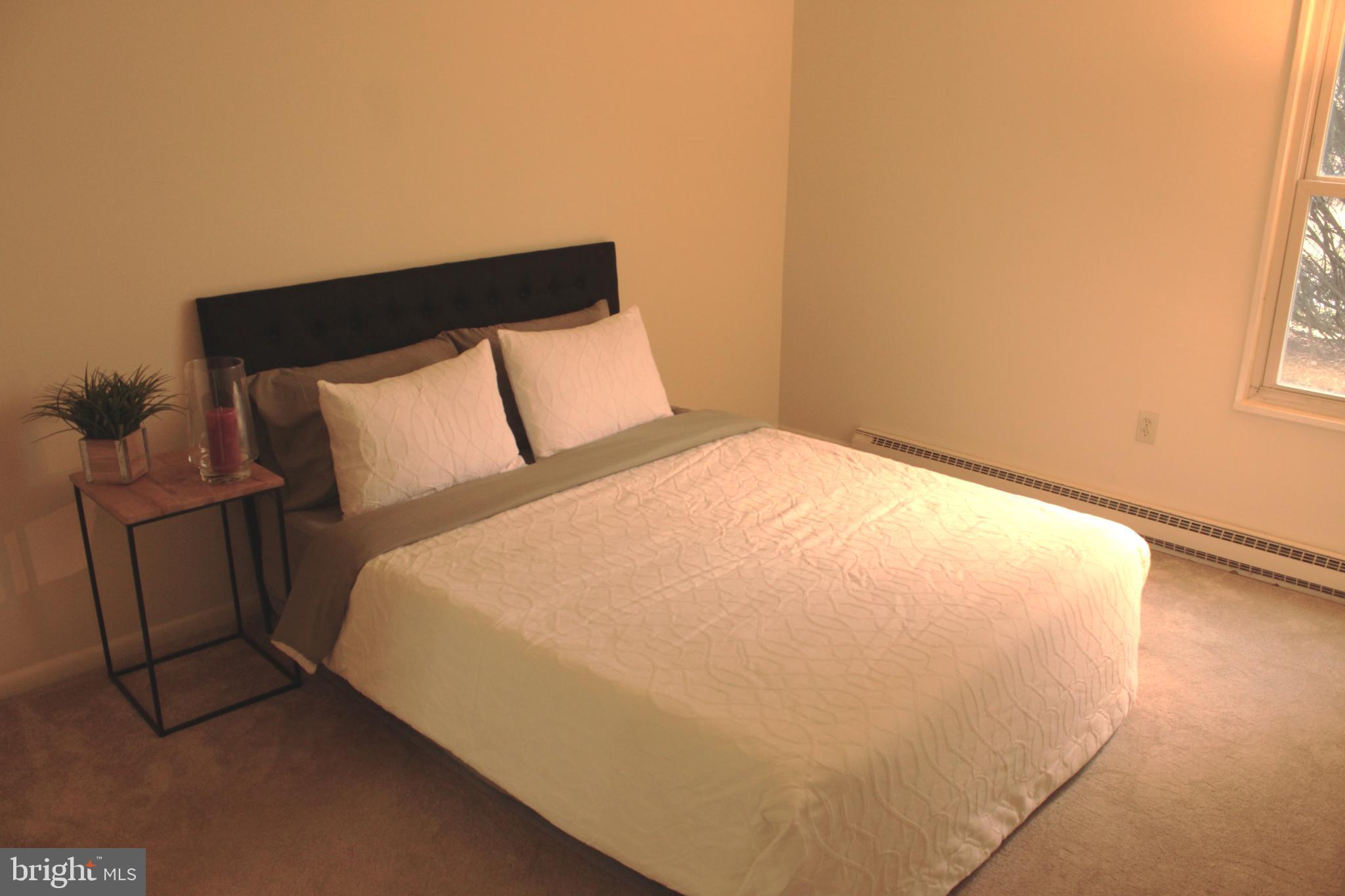 LEISURE WORLD - Residential