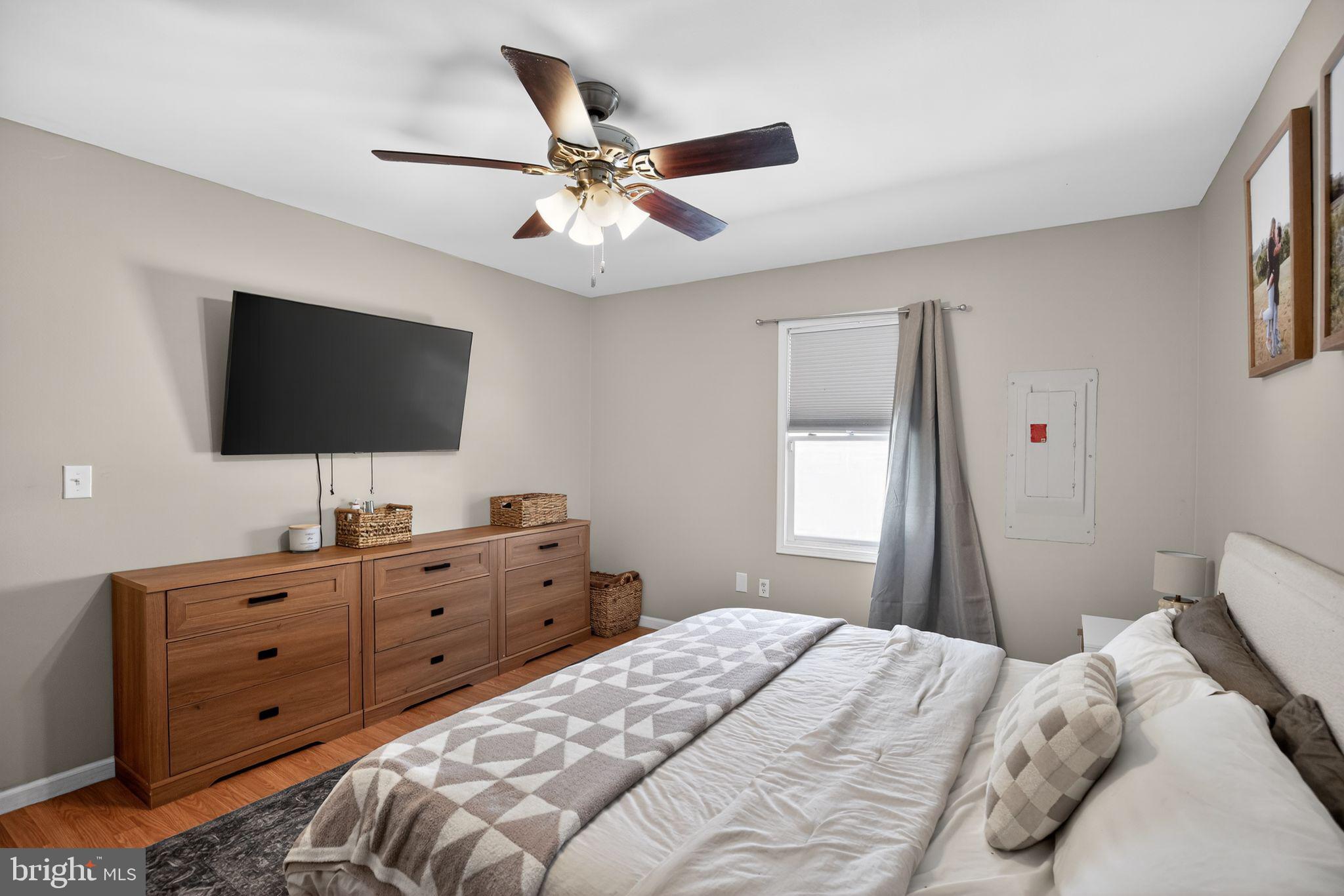 WHITE SANDS - Residential