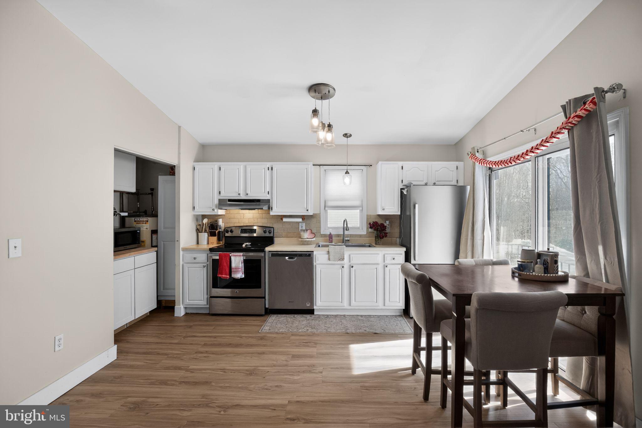 WHITE SANDS - Residential