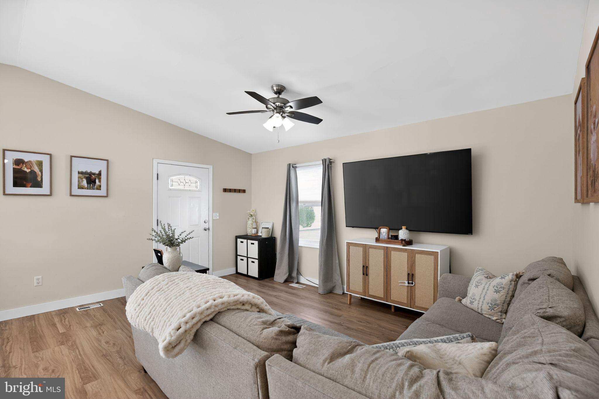 WHITE SANDS - Residential