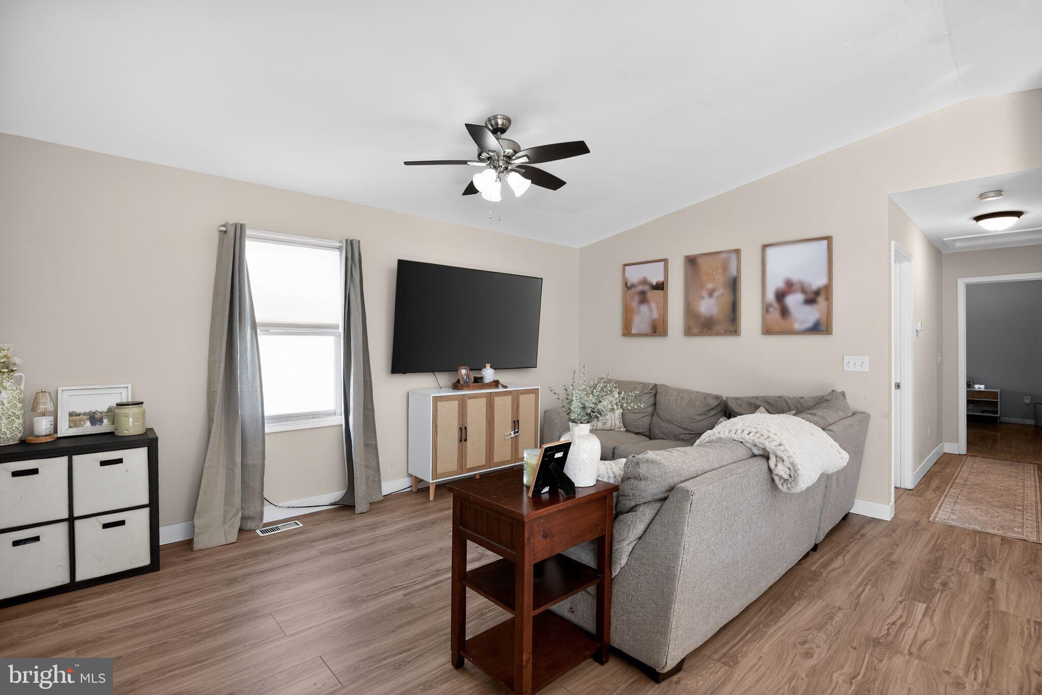 WHITE SANDS - Residential