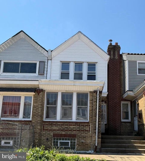 Townhouse For Sale - 2912 Mc Kinley Street<br/> PHILADELPHIA, PA 19149