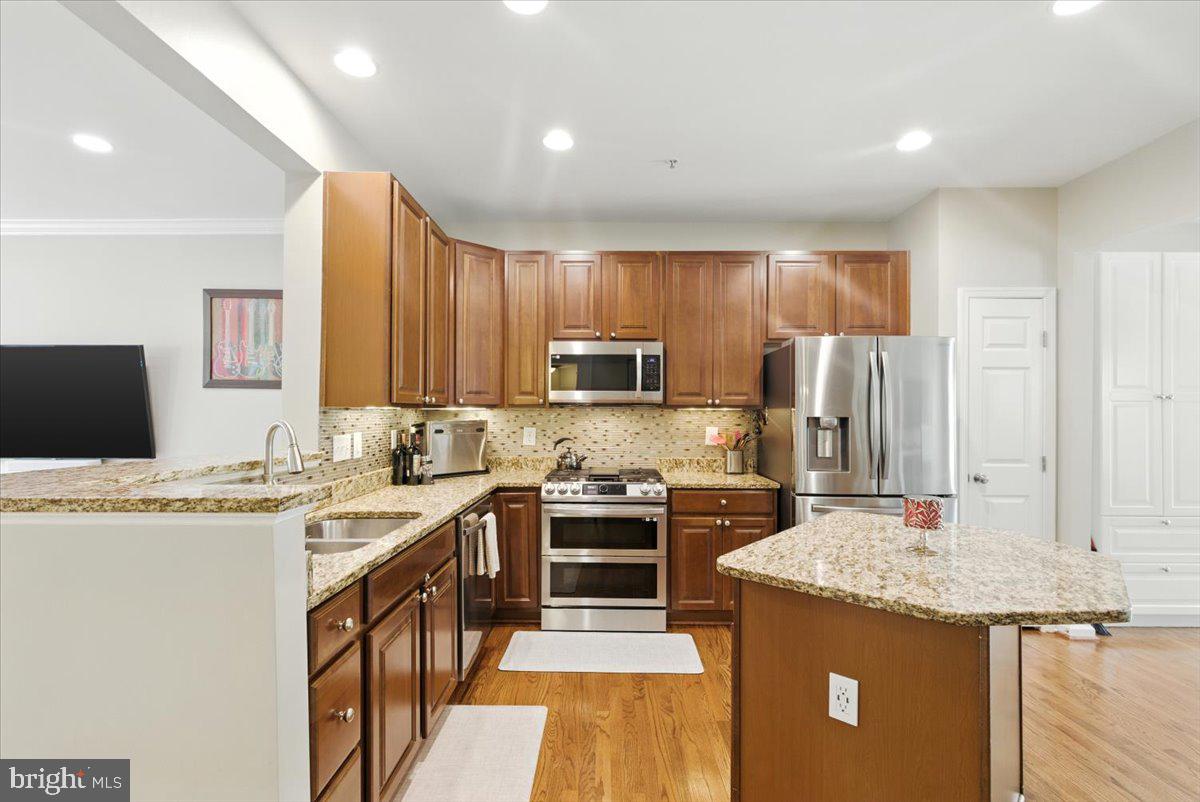 6609 LATROBE FALLS 81