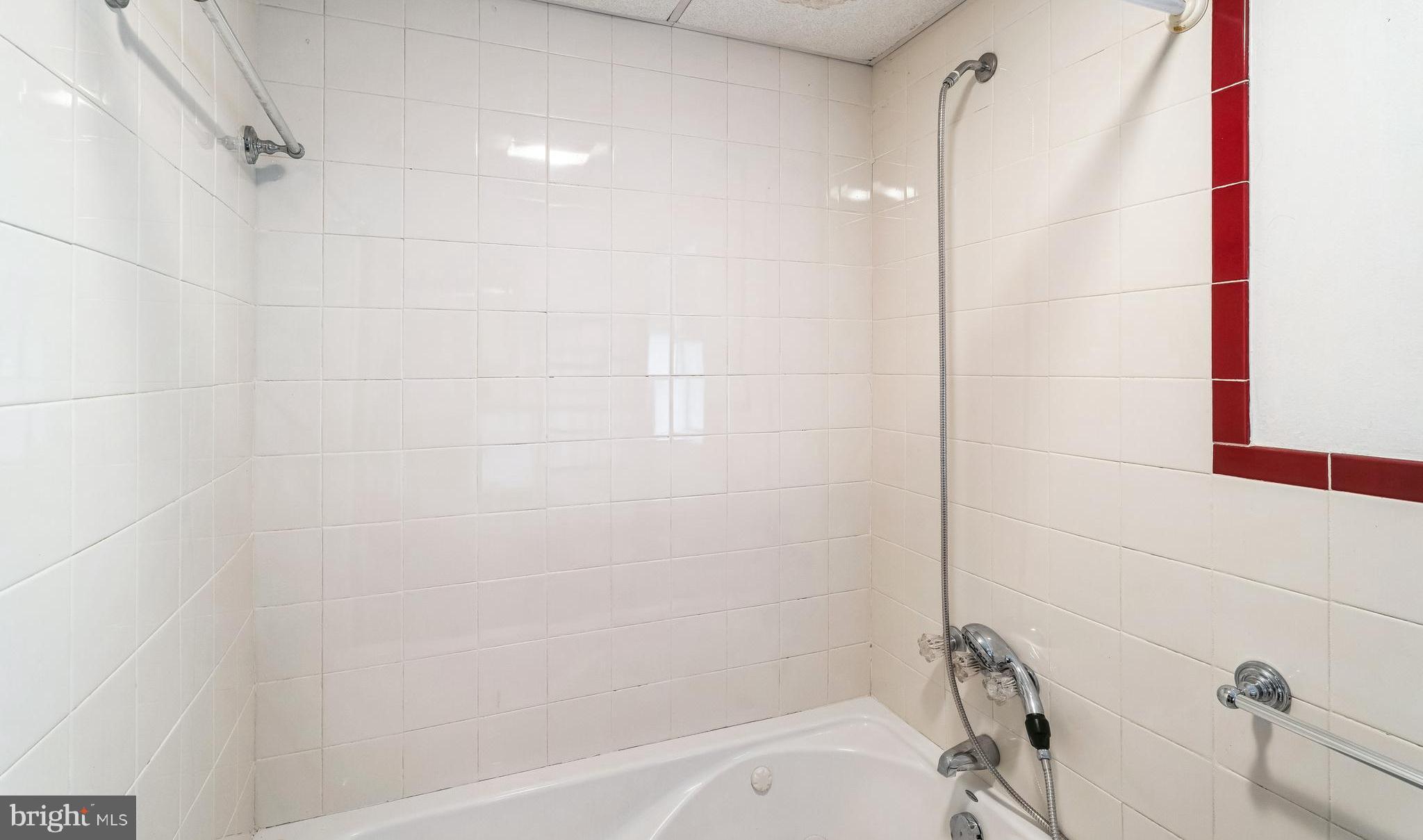 FAIRKNOLL - Residential