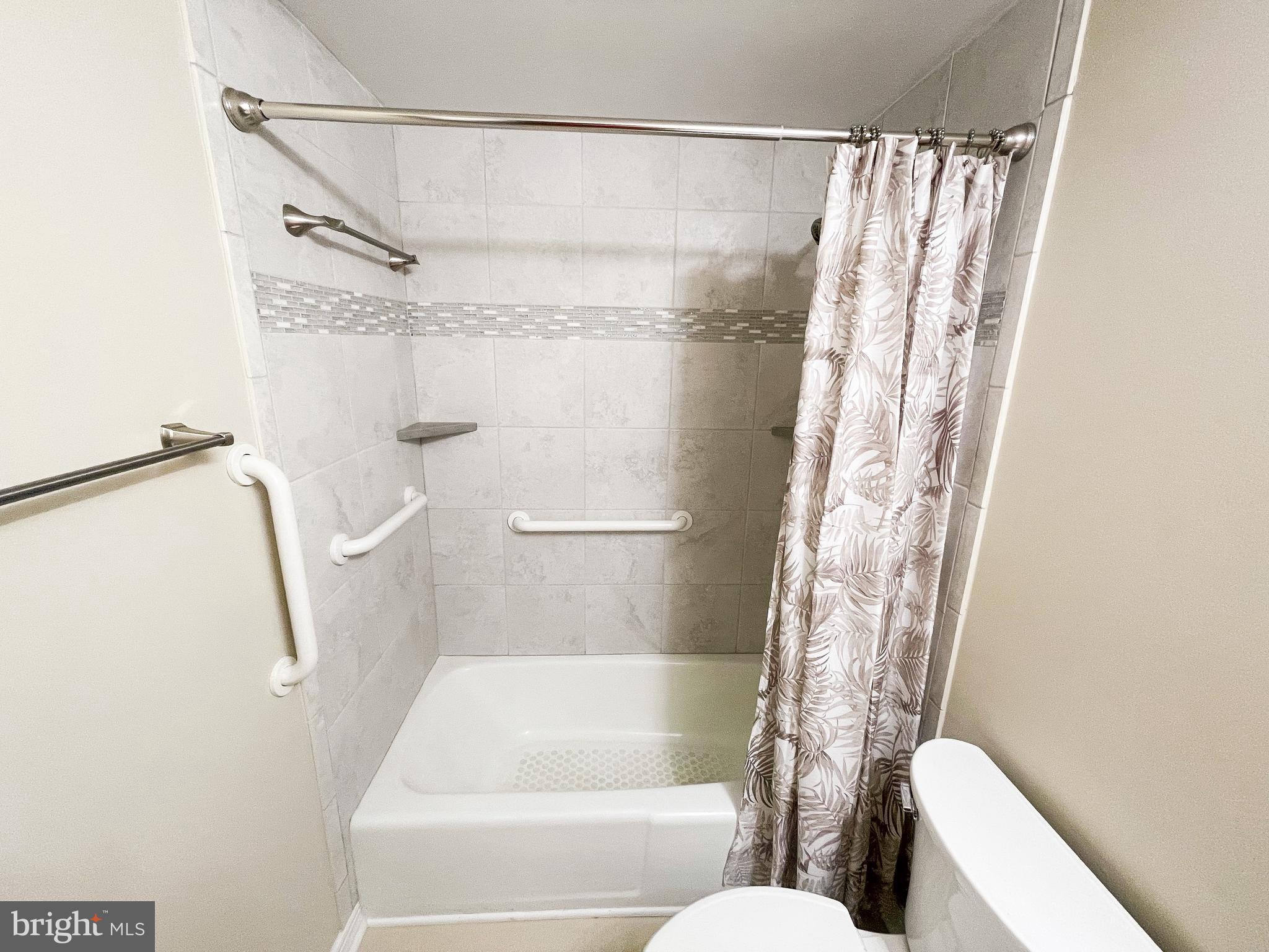 CHESAPEAKE HEIGHTS - Residential