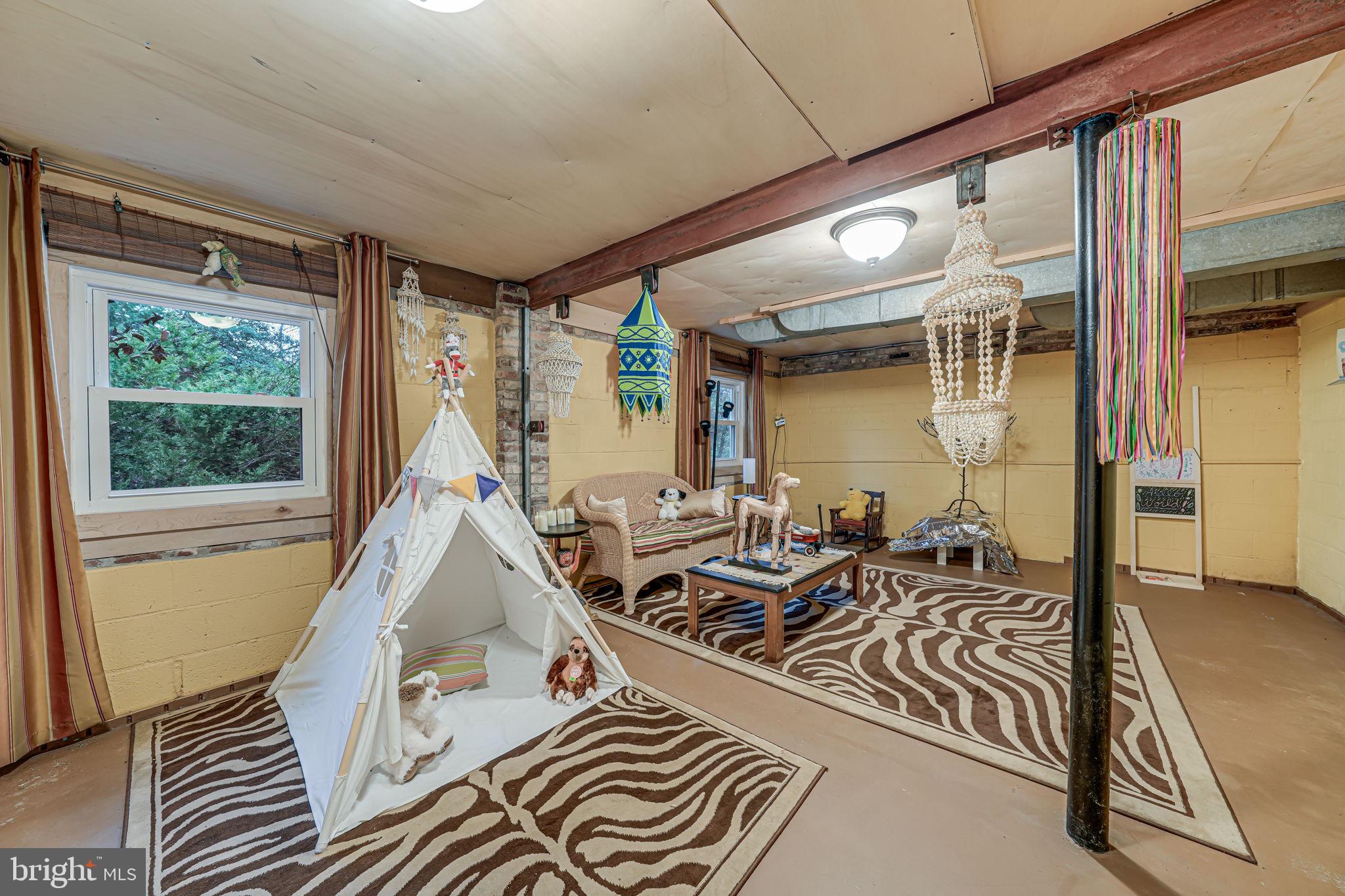 OAK RIDGE - Residential