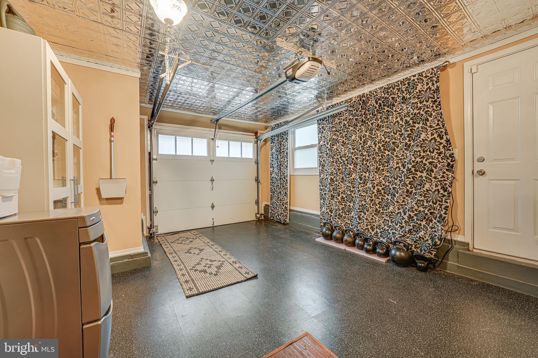 OAK RIDGE - Residential