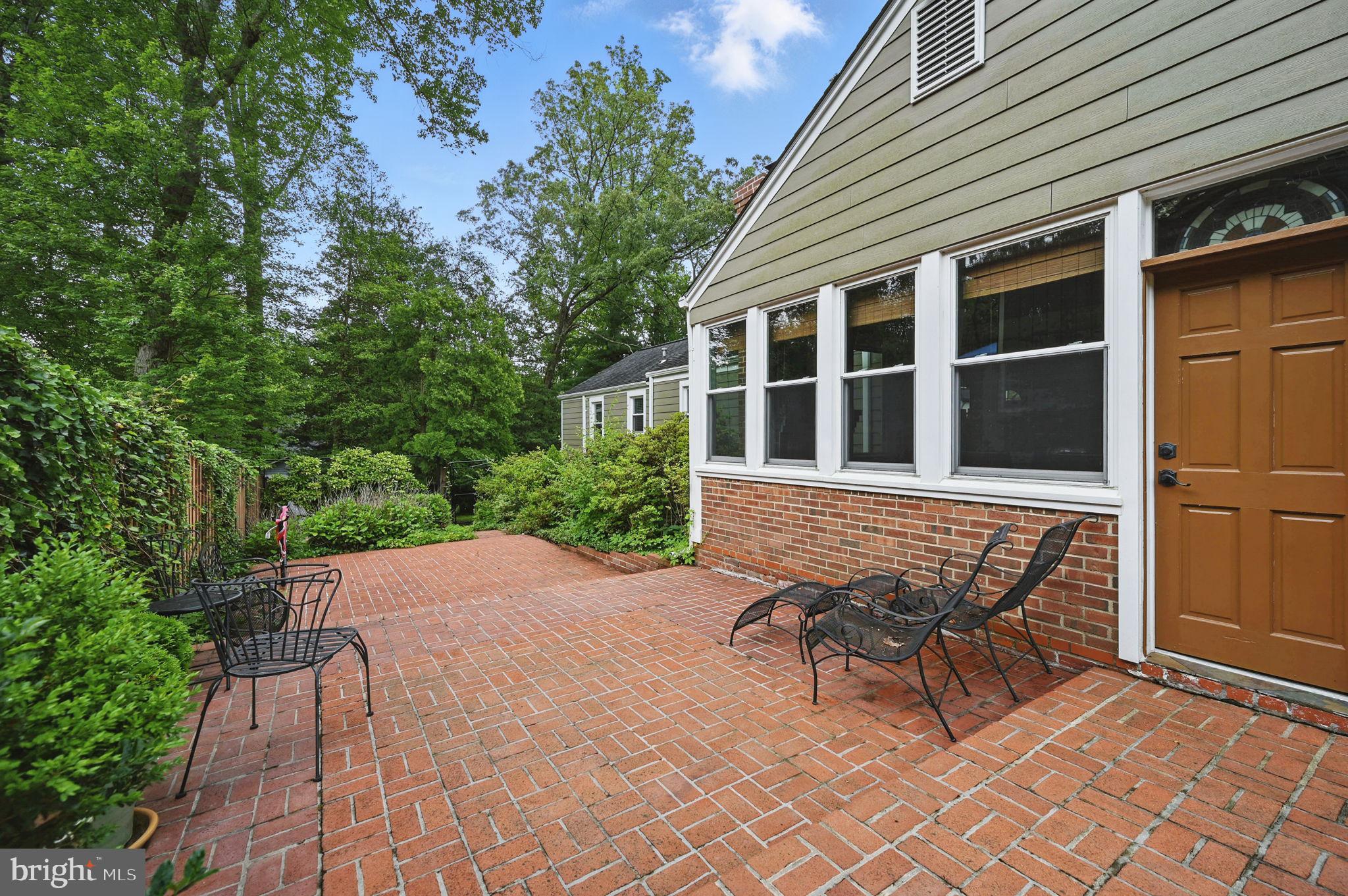 OAK RIDGE - Residential