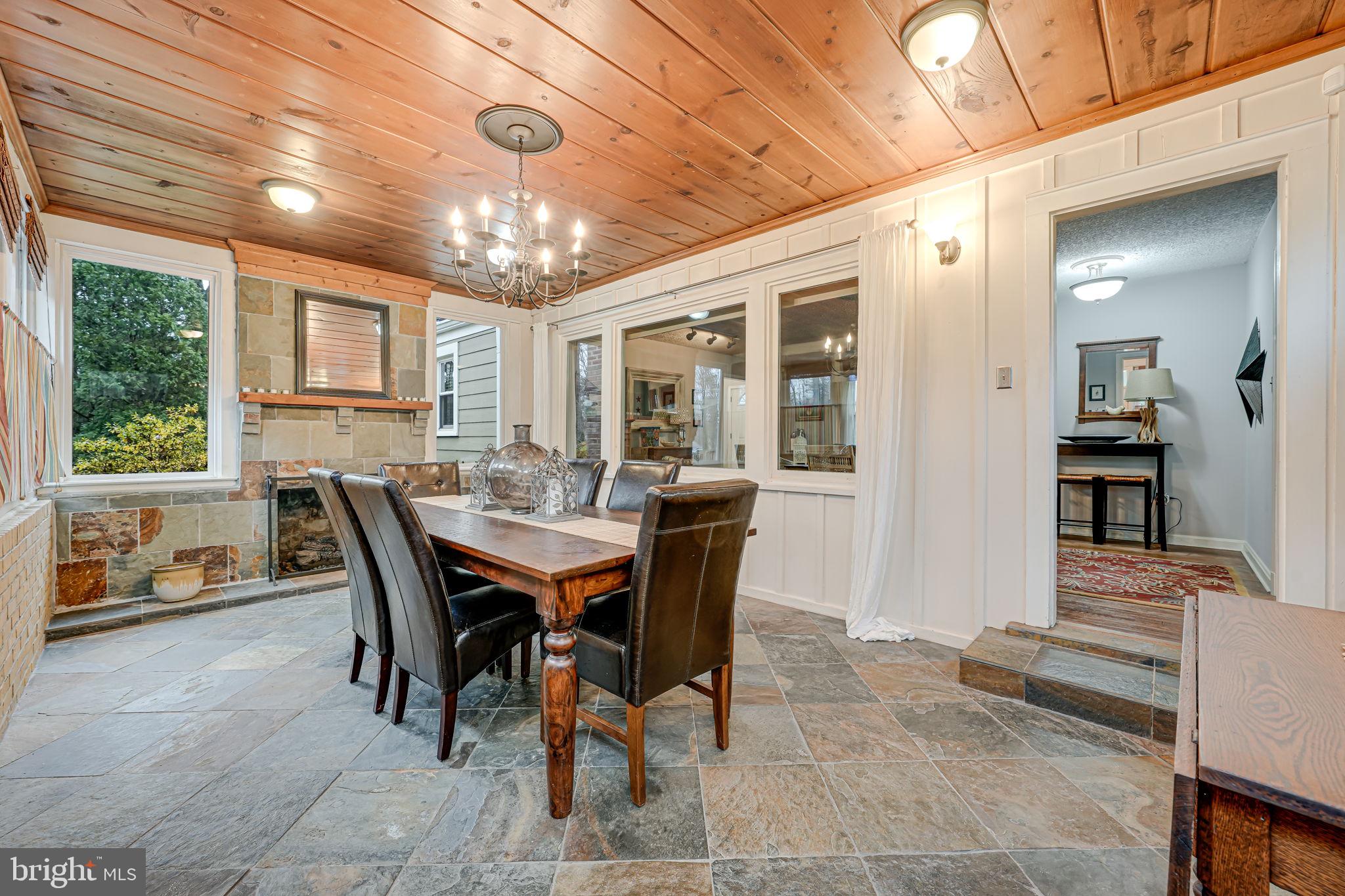 OAK RIDGE - Residential