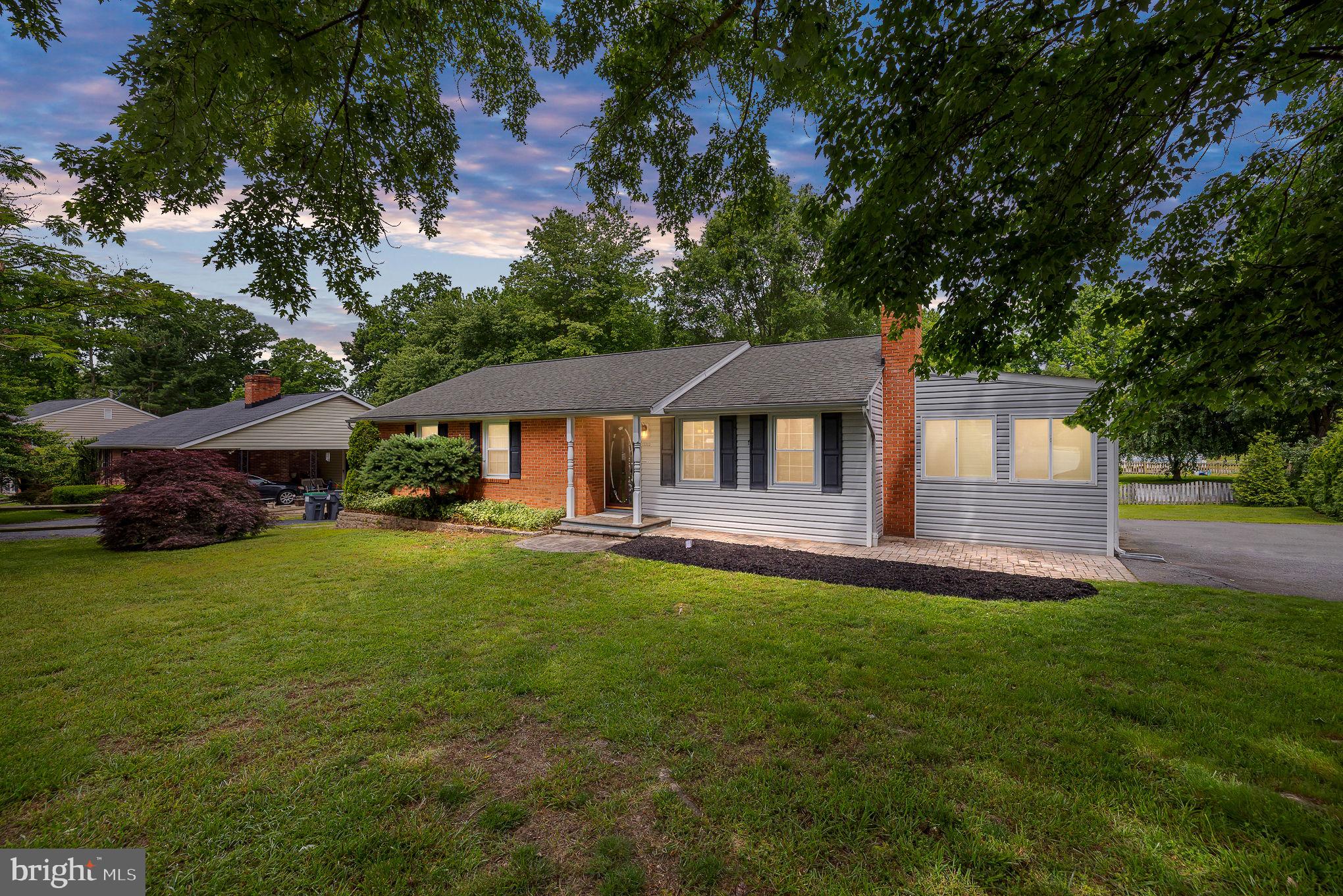 WILLOW OAKS - Residential