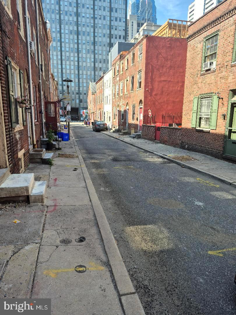 129 N MOLE STREET