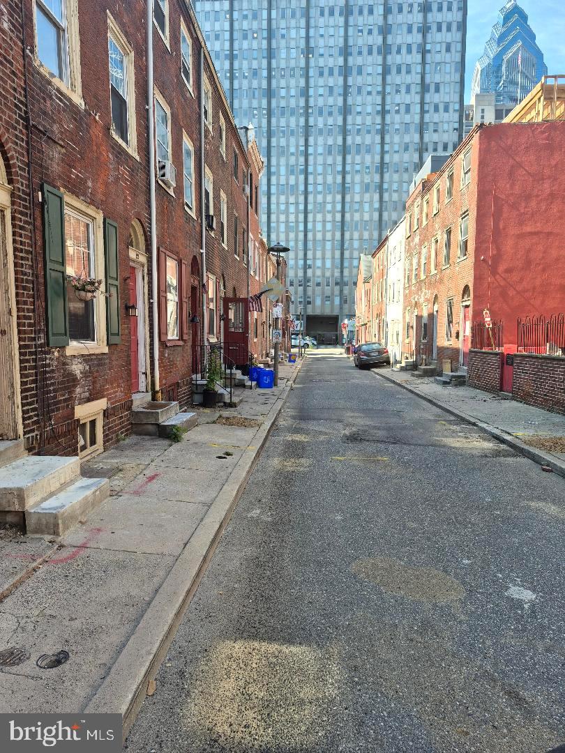 129 N MOLE STREET
