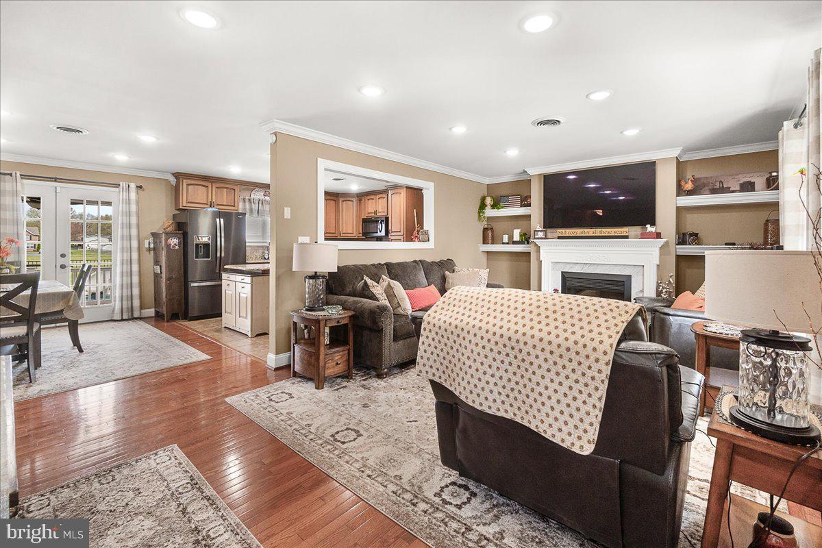 TICE MANOR - Residential