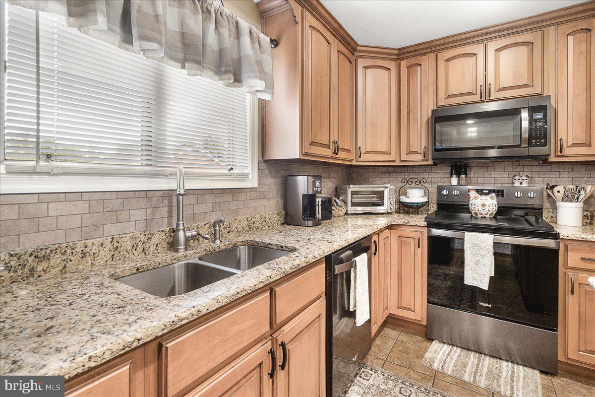 TICE MANOR - Residential