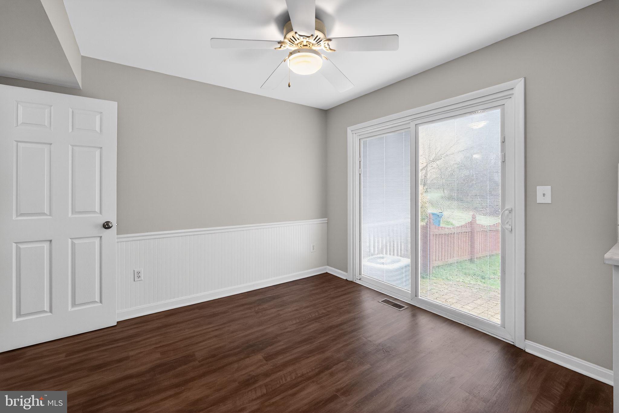 HUNTERS RUN VILLAGE - Residential