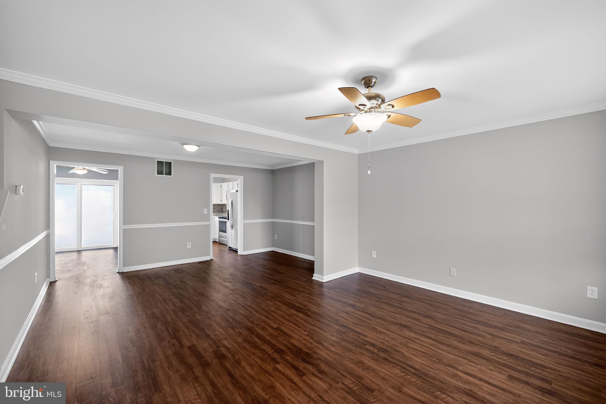 HUNTERS RUN VILLAGE - Residential