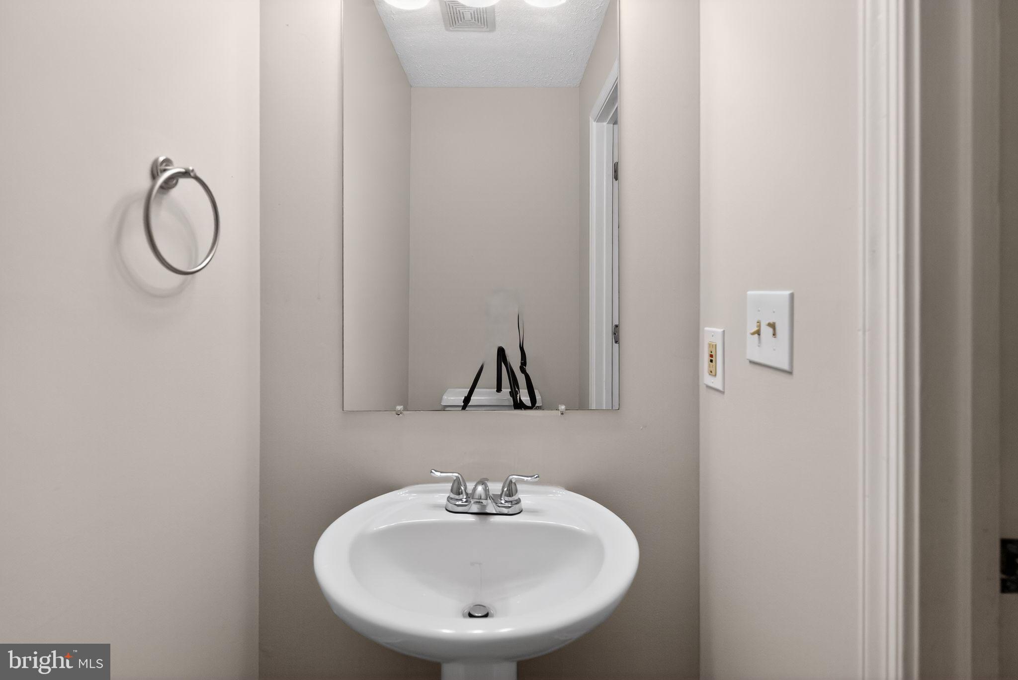 HUNTERS RUN VILLAGE - Residential