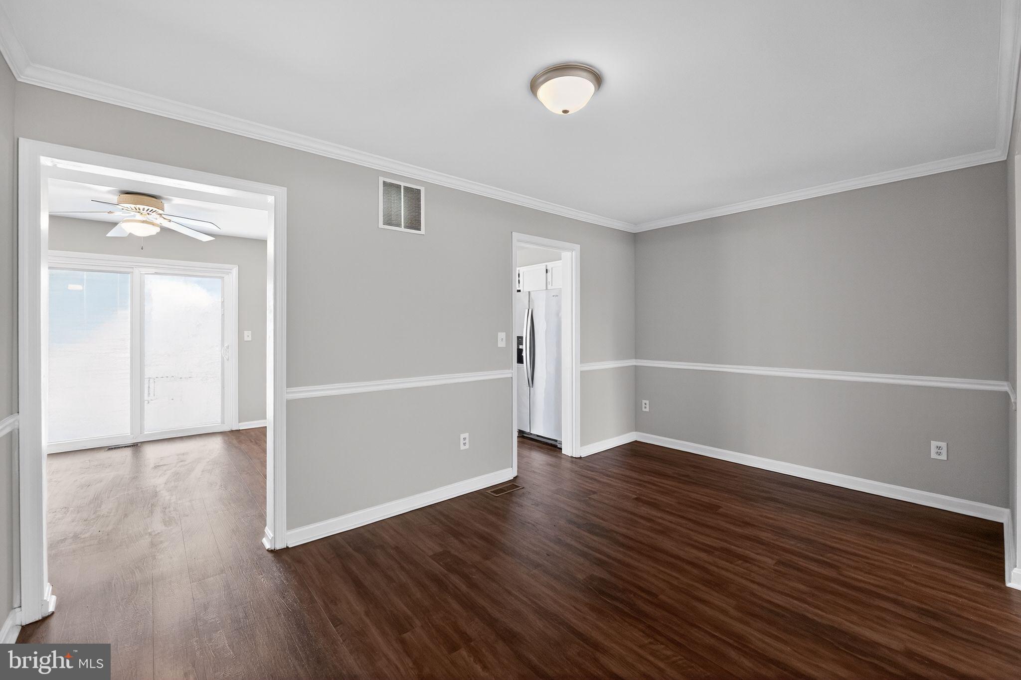 HUNTERS RUN VILLAGE - Residential