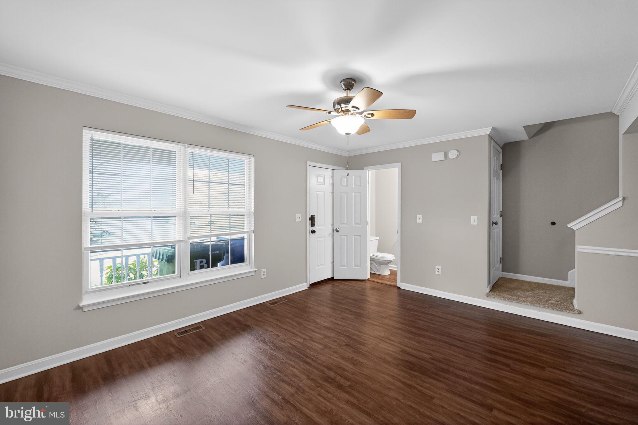 HUNTERS RUN VILLAGE - Residential