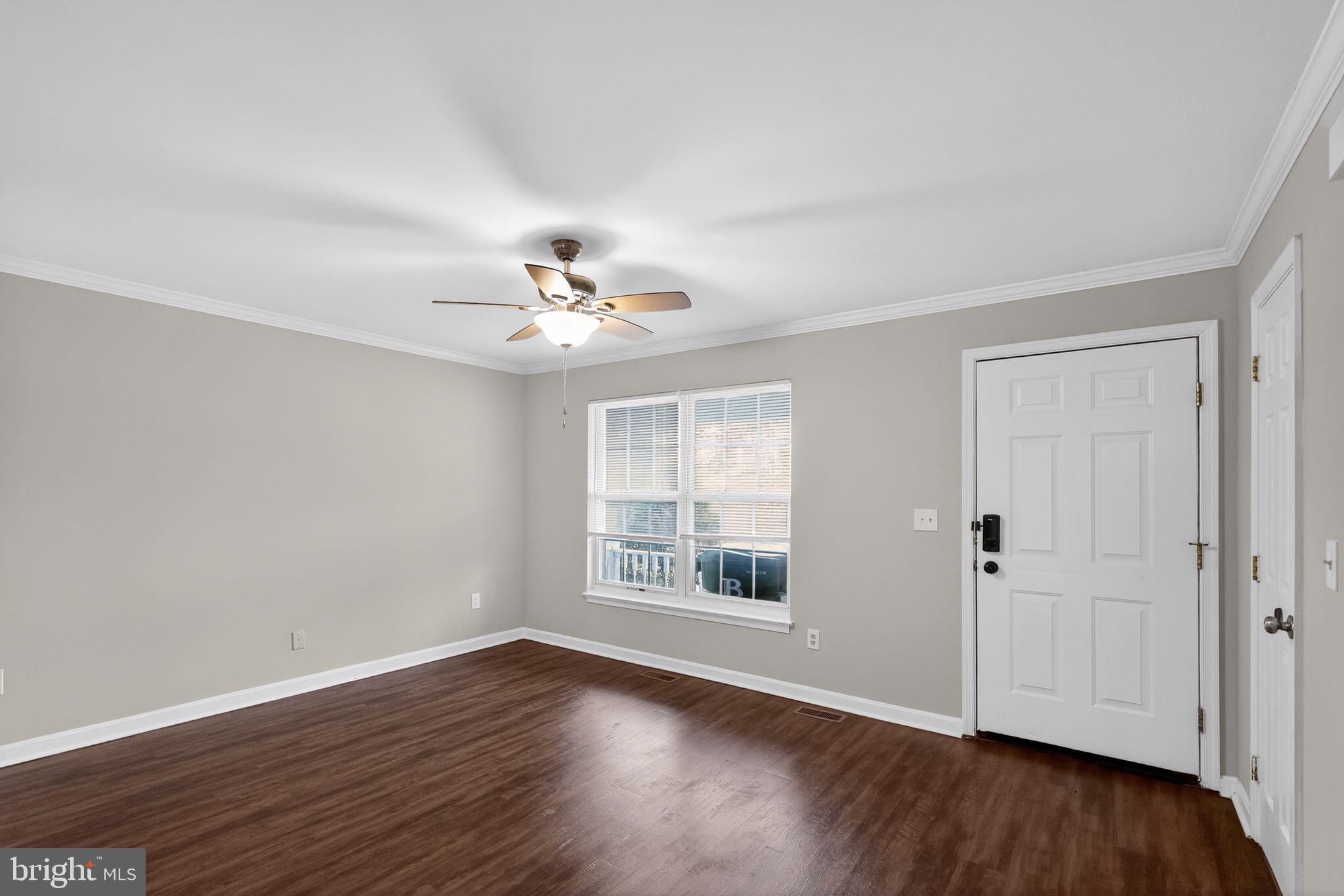 HUNTERS RUN VILLAGE - Residential