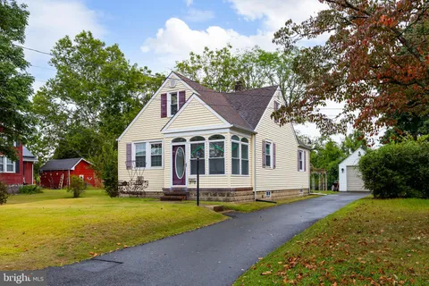 279 Pine Street, Carneys Point, NJ MLS: NJSA2016528