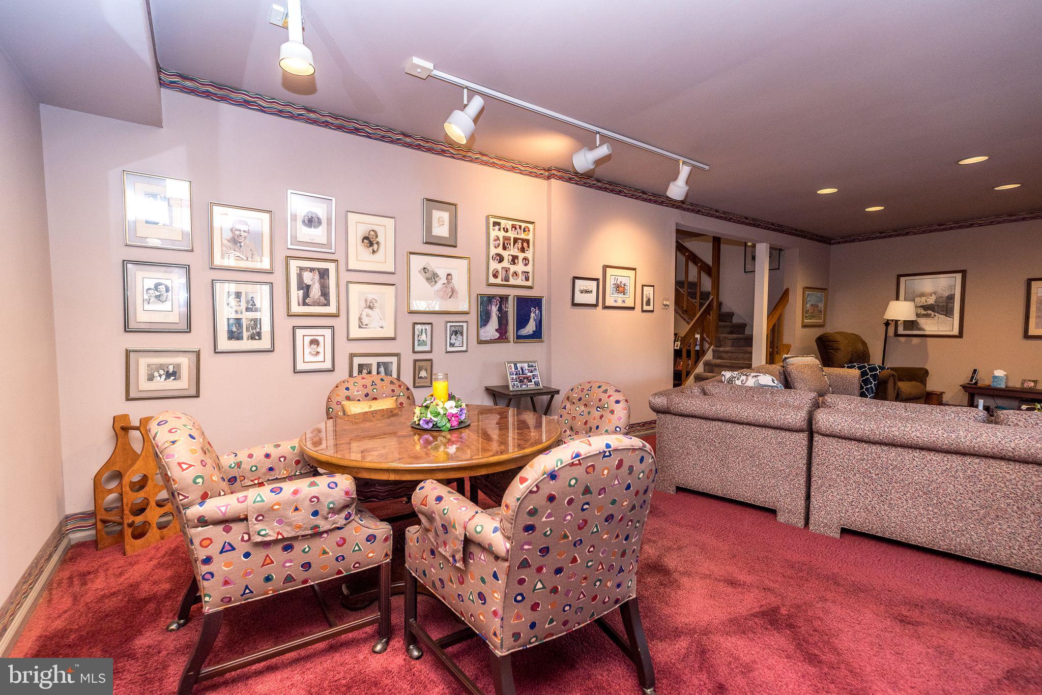 CHESTERBROOK/QUART - Residential