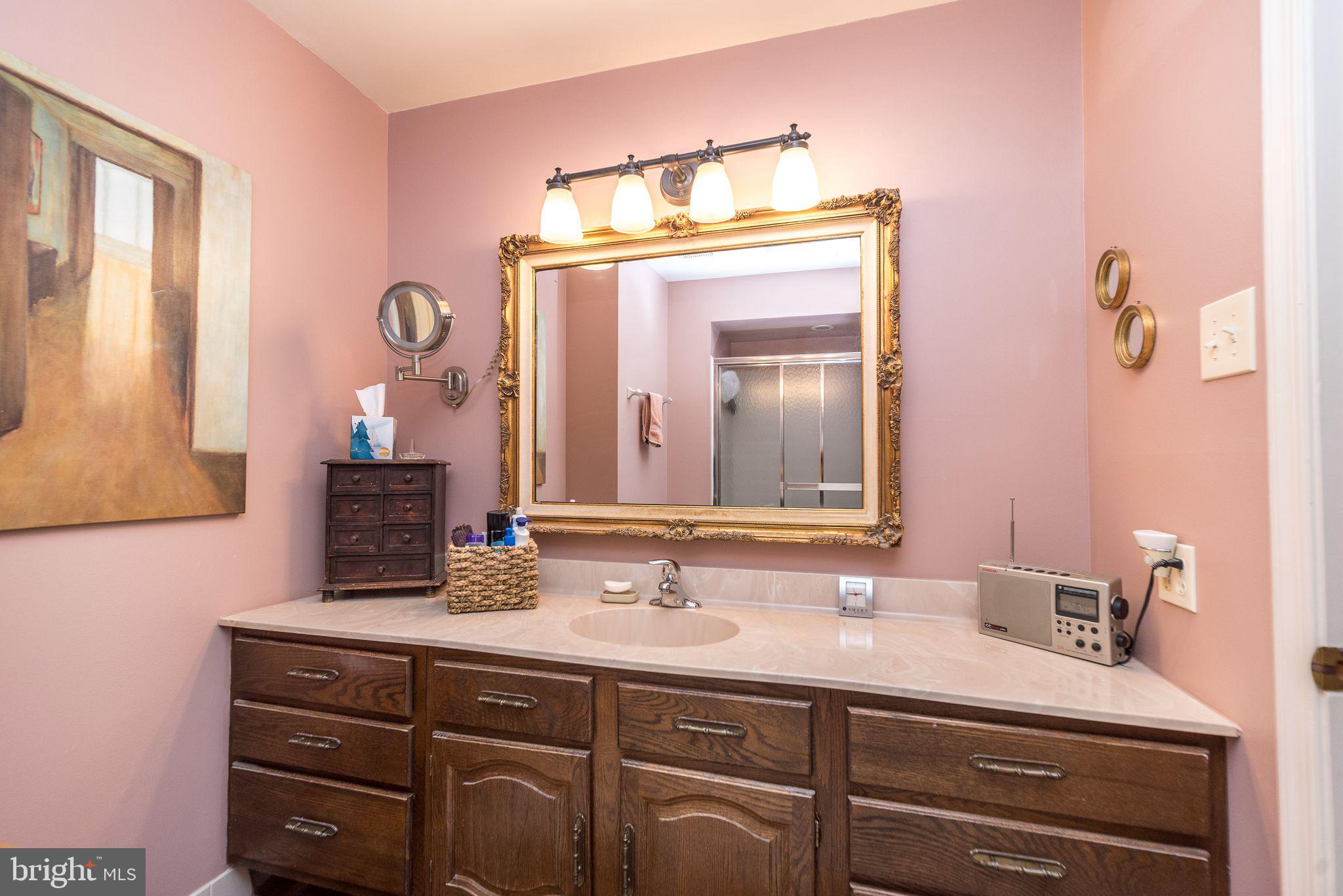 CHESTERBROOK/QUART - Residential