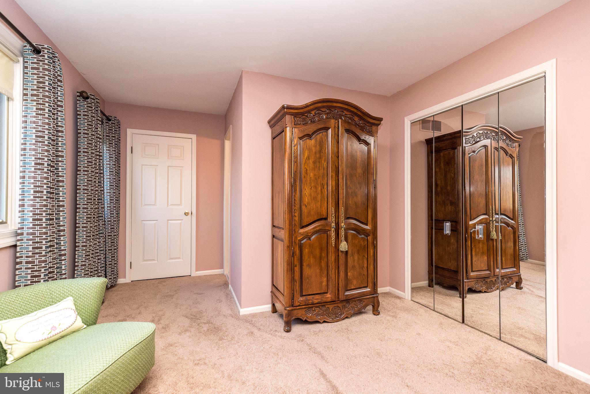 CHESTERBROOK/QUART - Residential