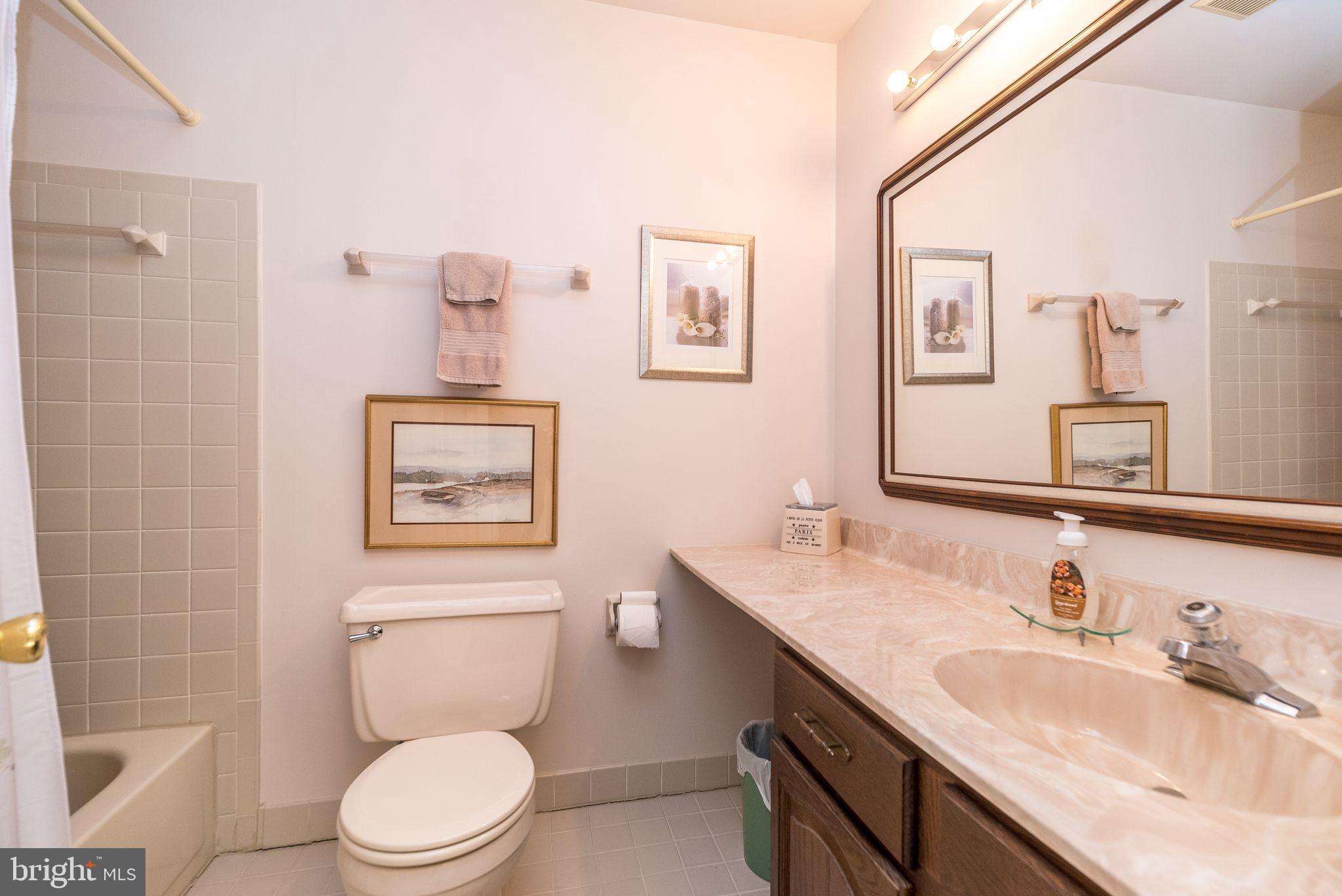 CHESTERBROOK/QUART - Residential