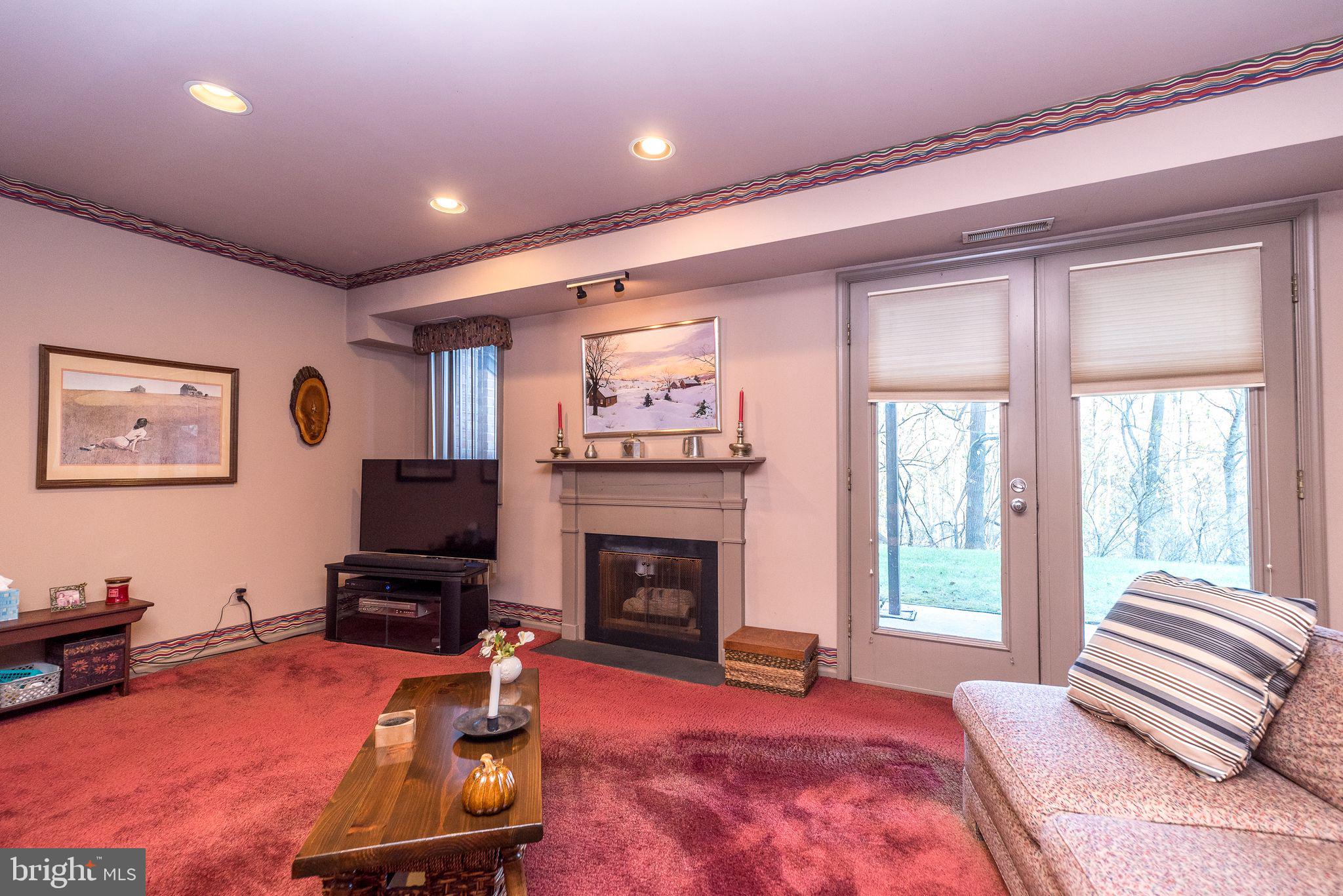 CHESTERBROOK/QUART - Residential