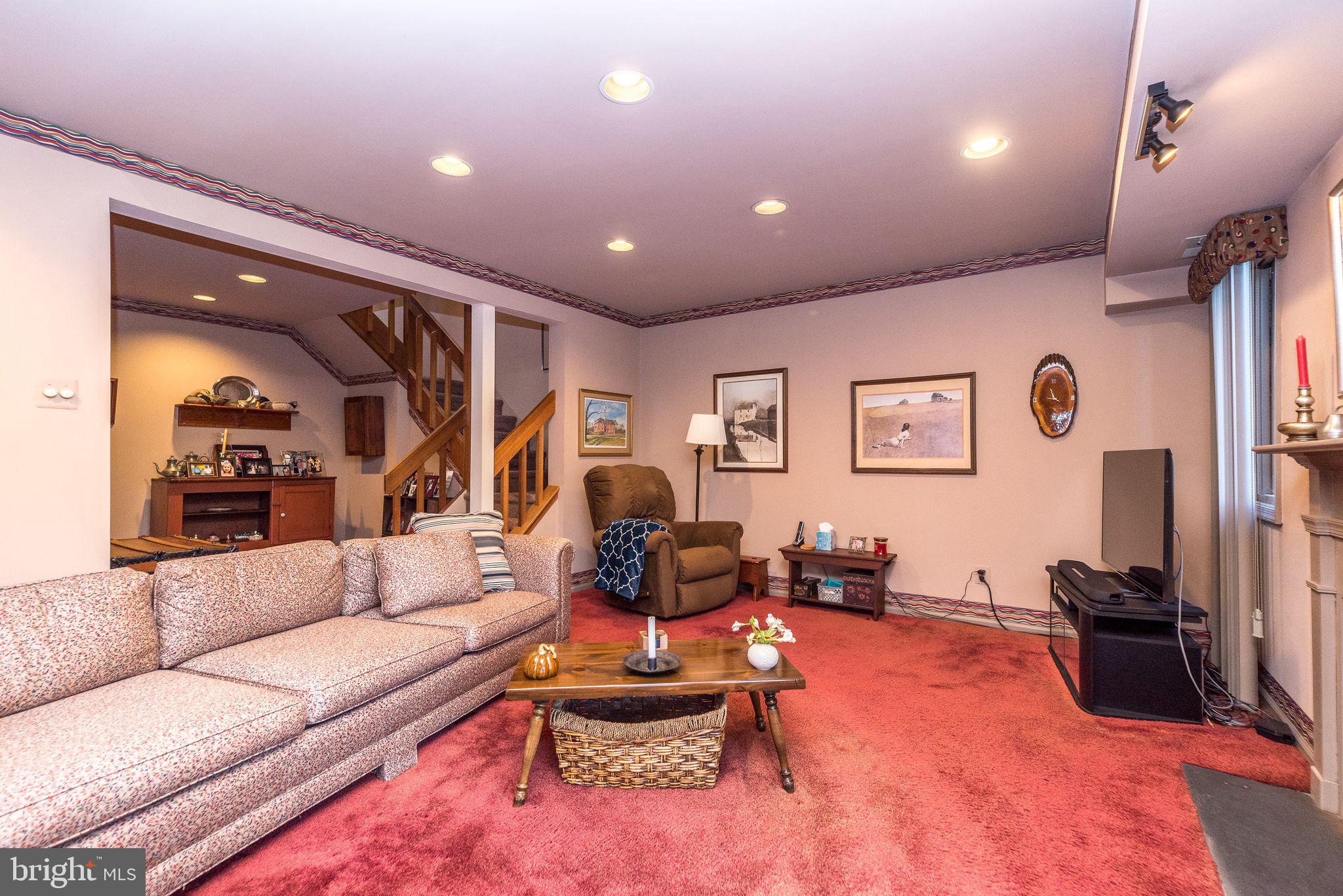 CHESTERBROOK/QUART - Residential