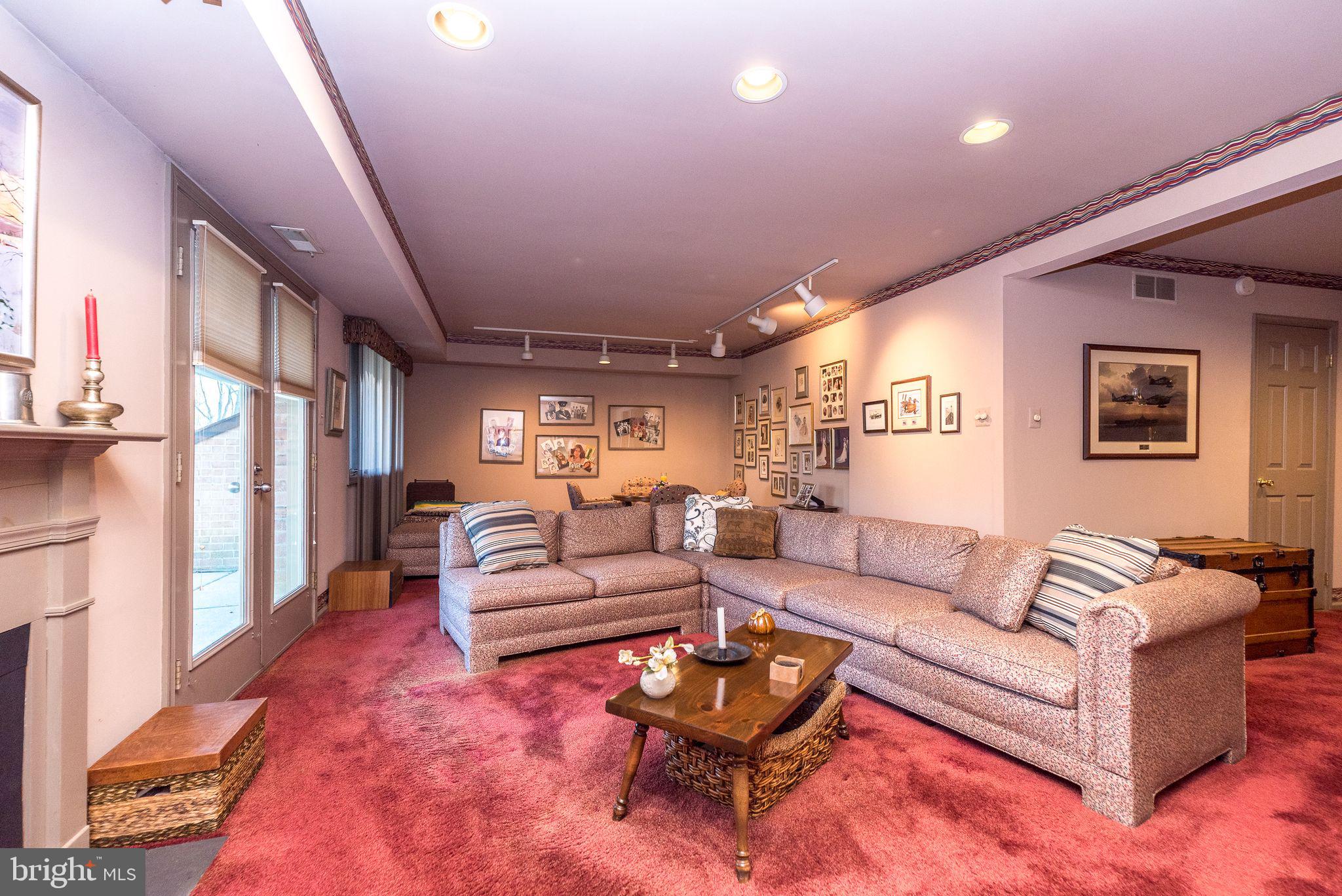 CHESTERBROOK/QUART - Residential