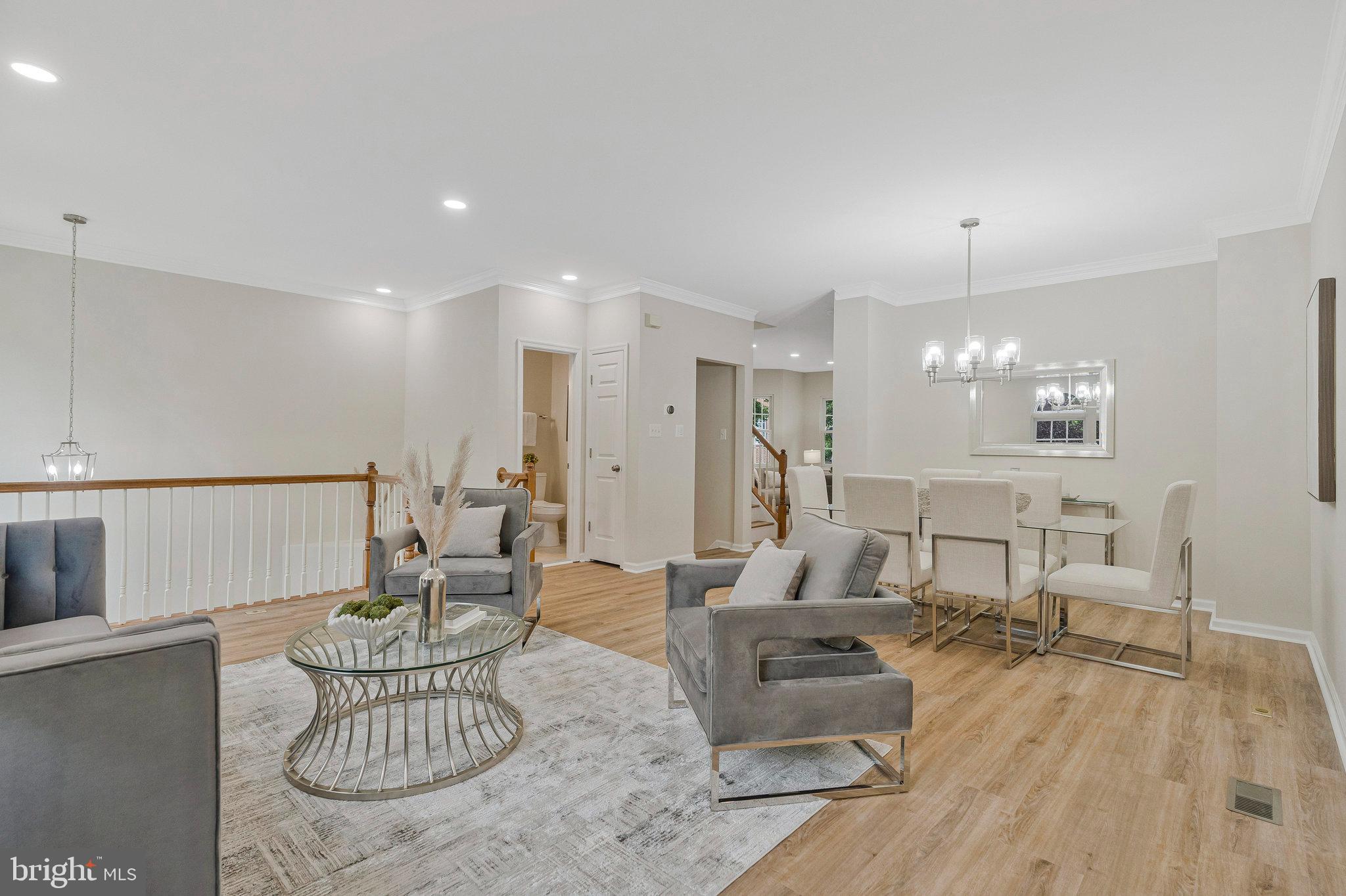 FAIR LAKES COURT - Residential