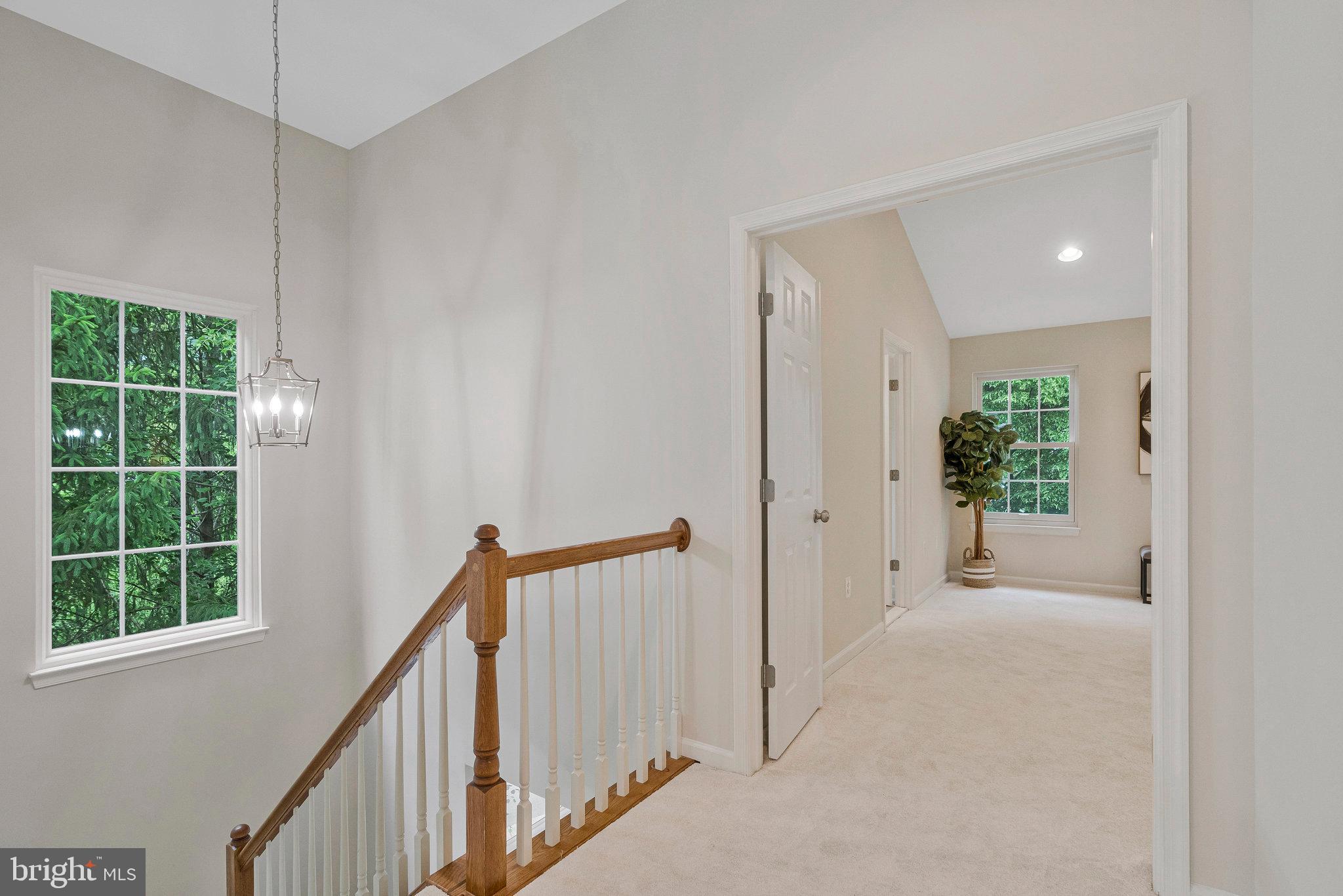 FAIR LAKES COURT - Residential