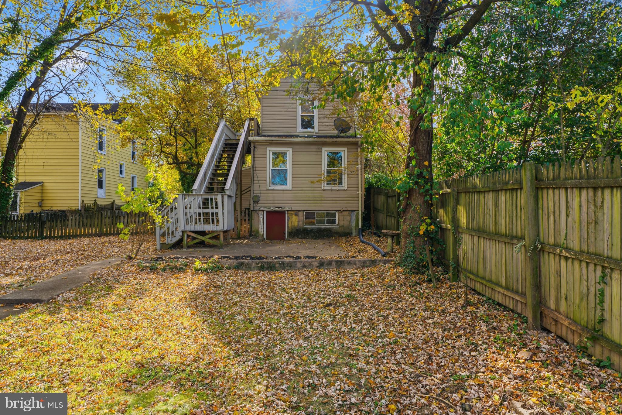 OLD HOMELAND - Residential