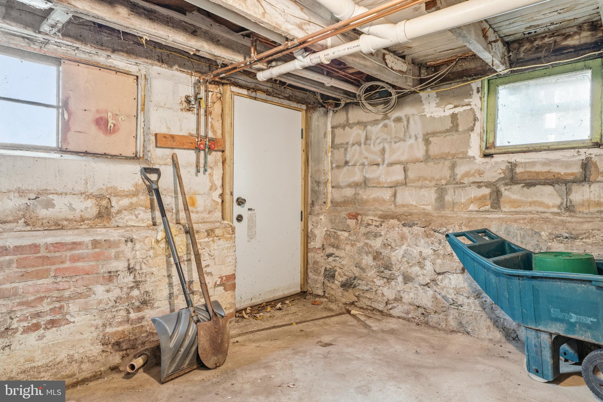 OLD HOMELAND - Residential