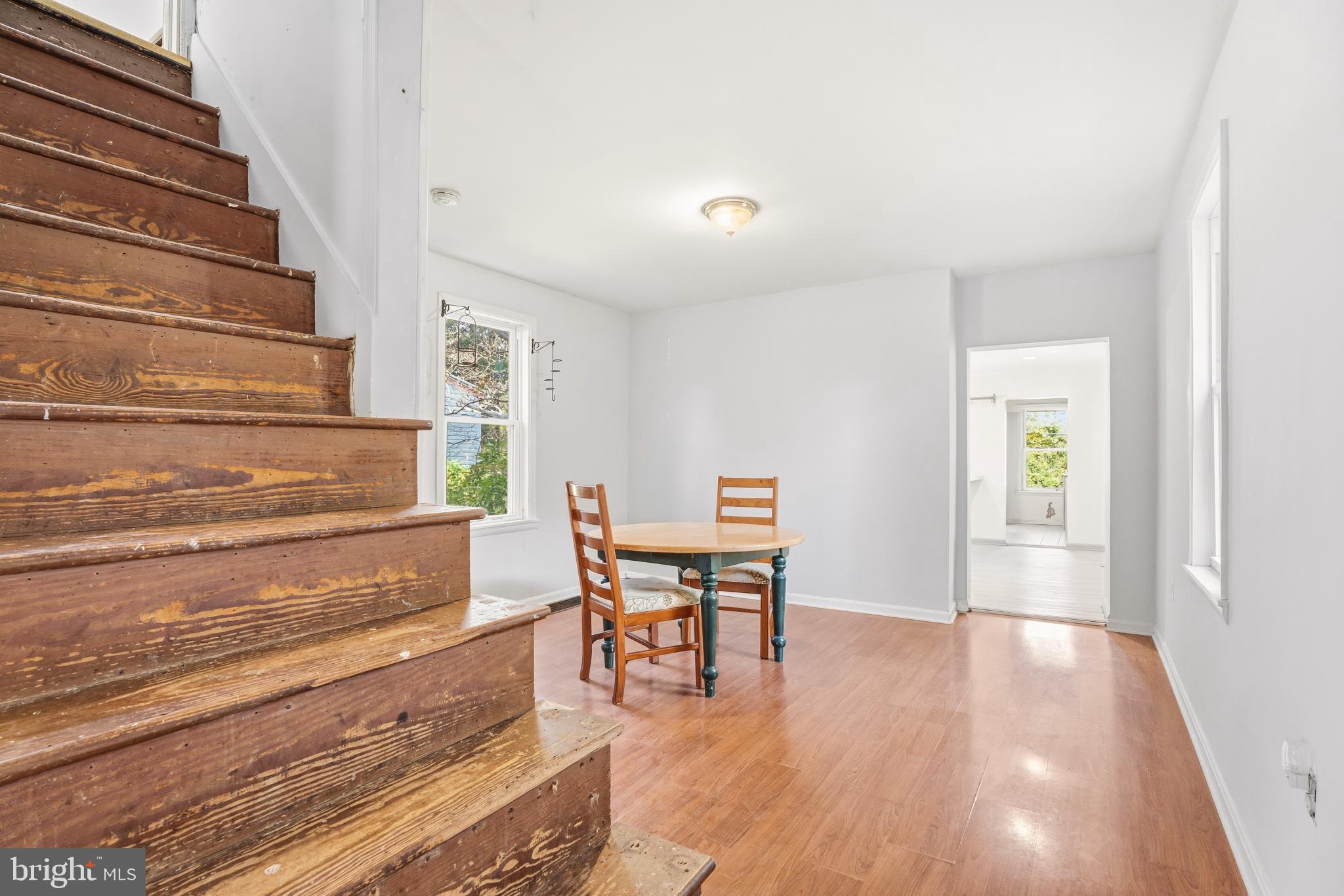 OLD HOMELAND - Residential