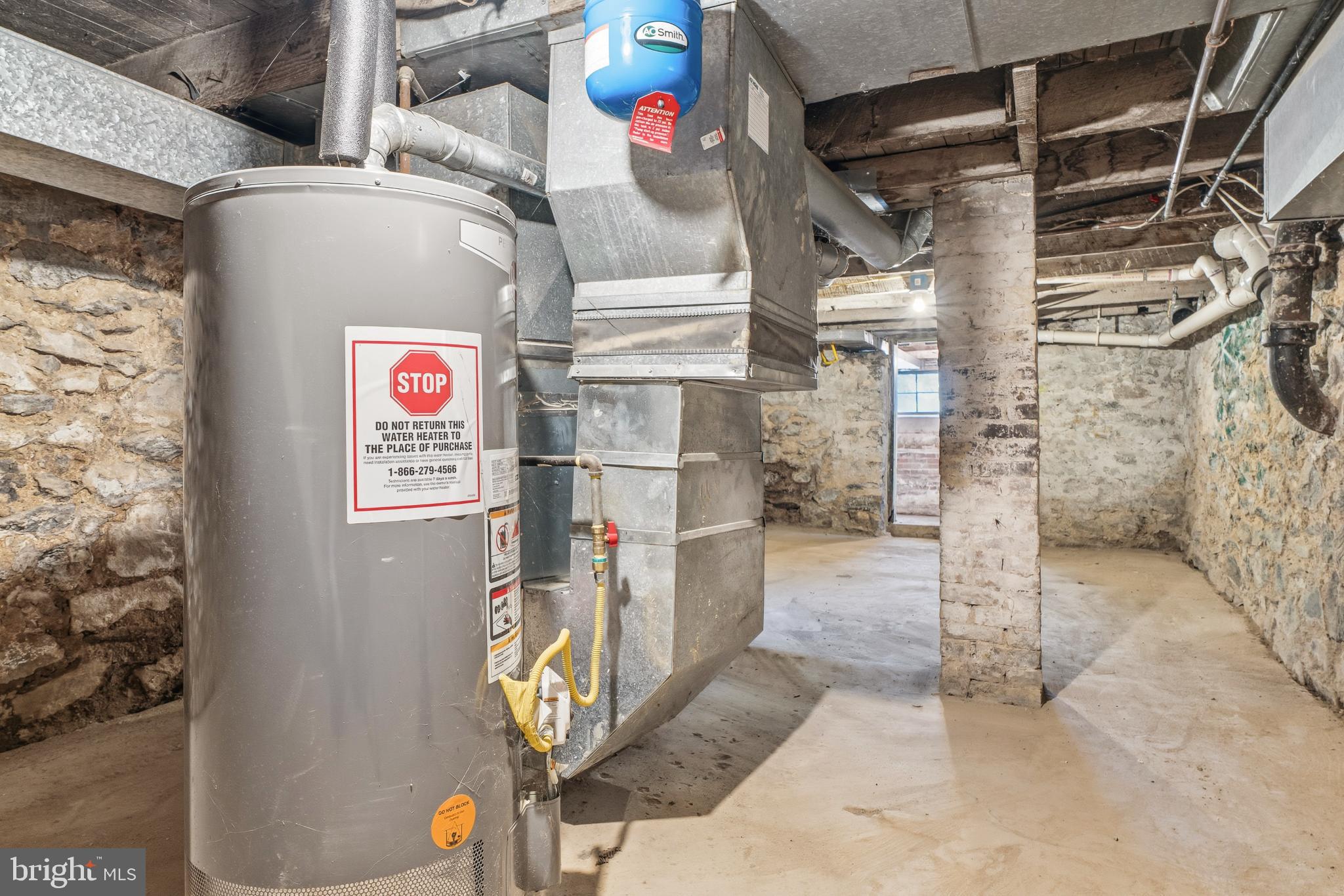 OLD HOMELAND - Residential