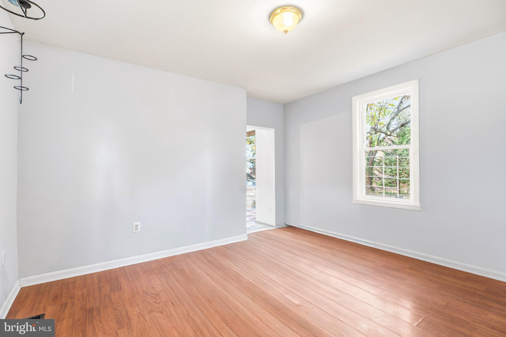 OLD HOMELAND - Residential