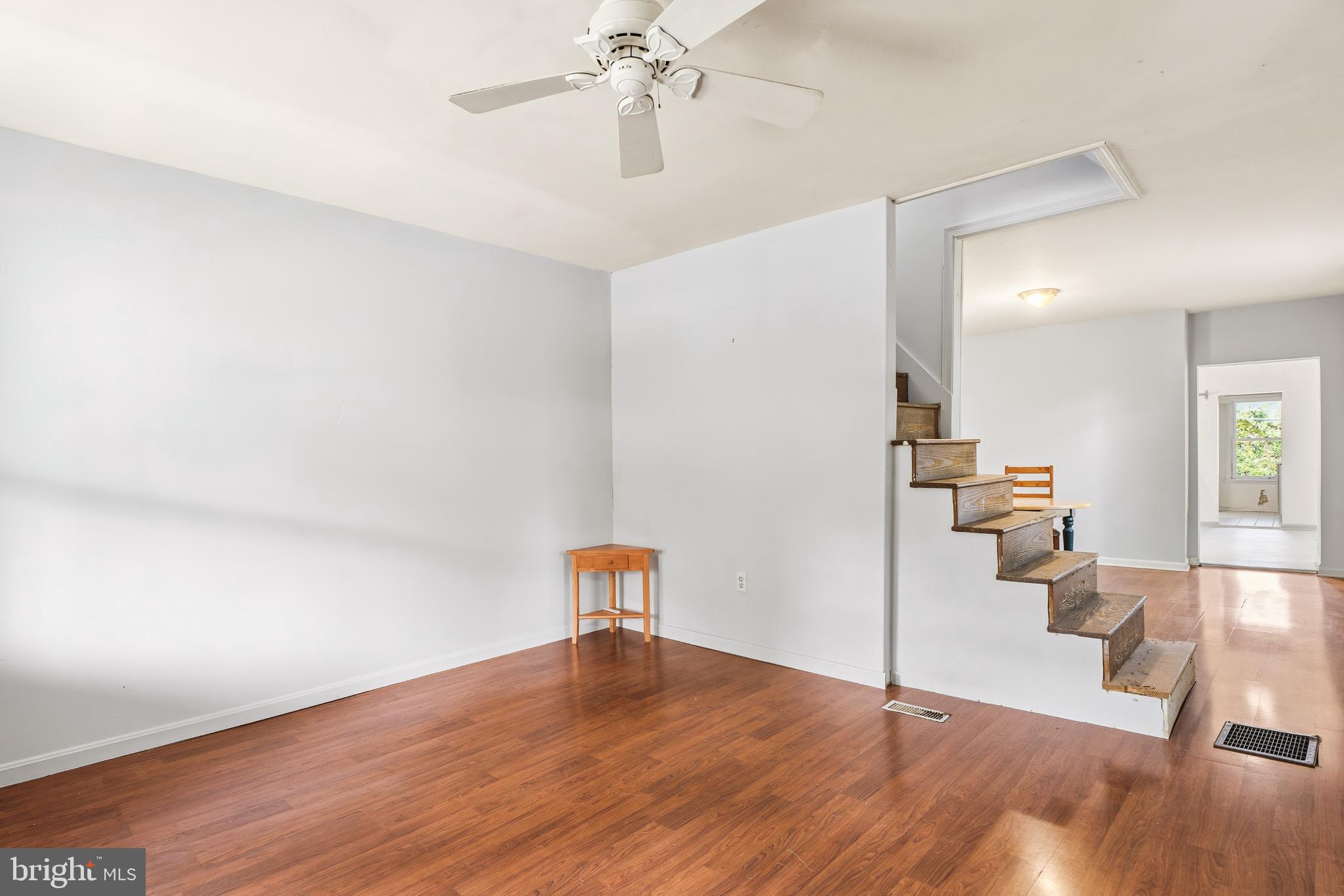 OLD HOMELAND - Residential