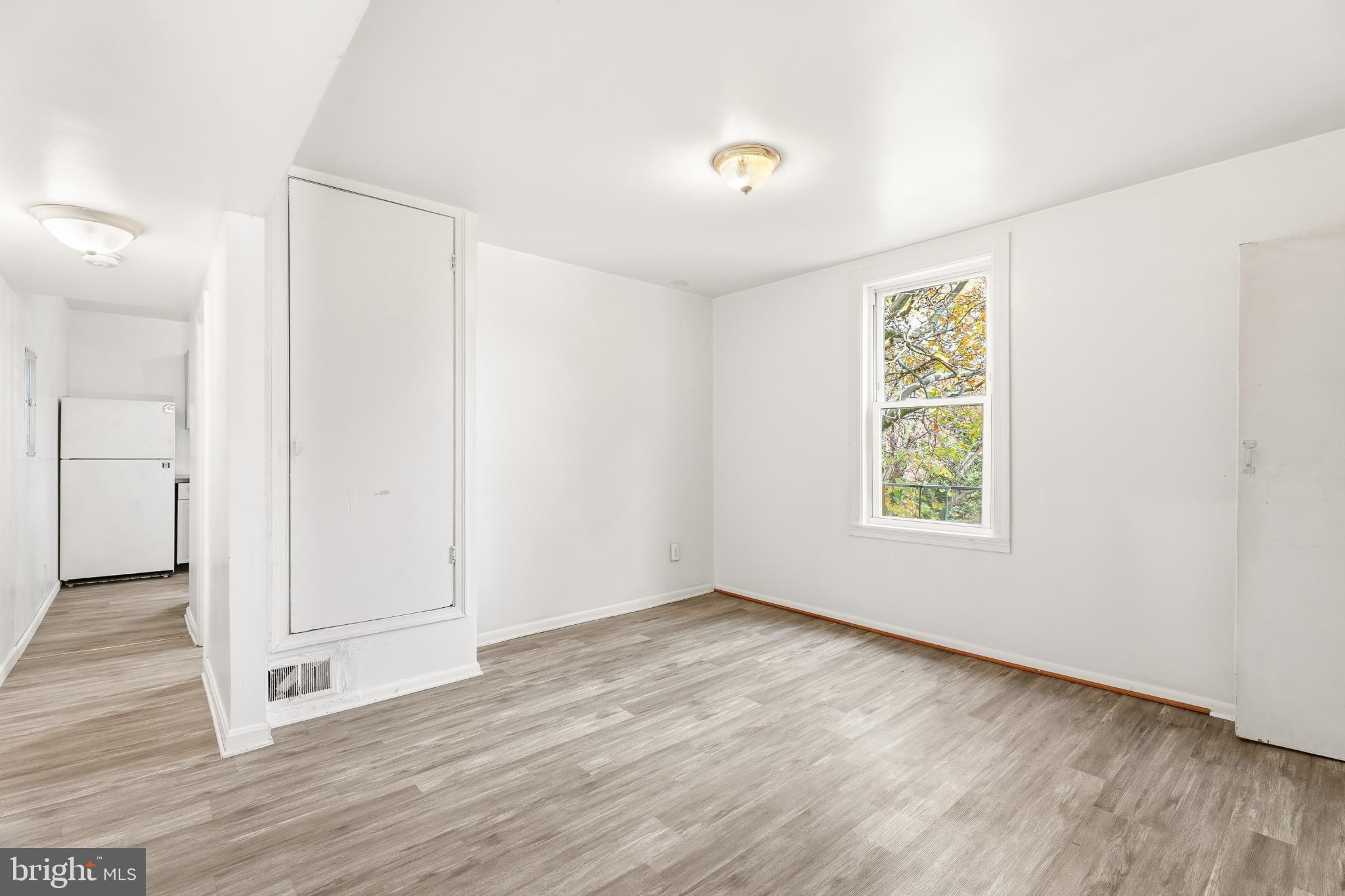 OLD HOMELAND - Residential