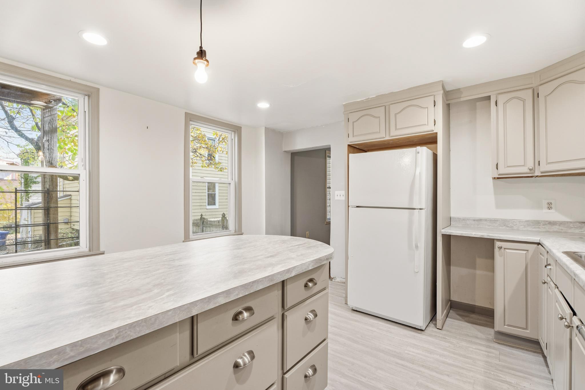 OLD HOMELAND - Residential