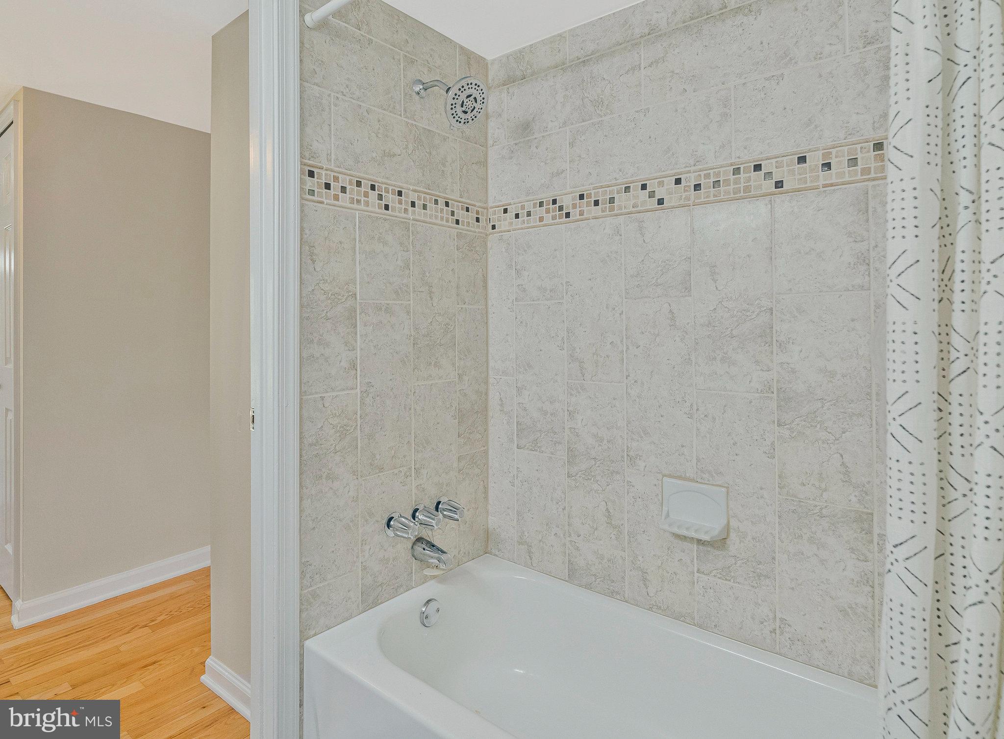 SUGARLAND RUN - Residential