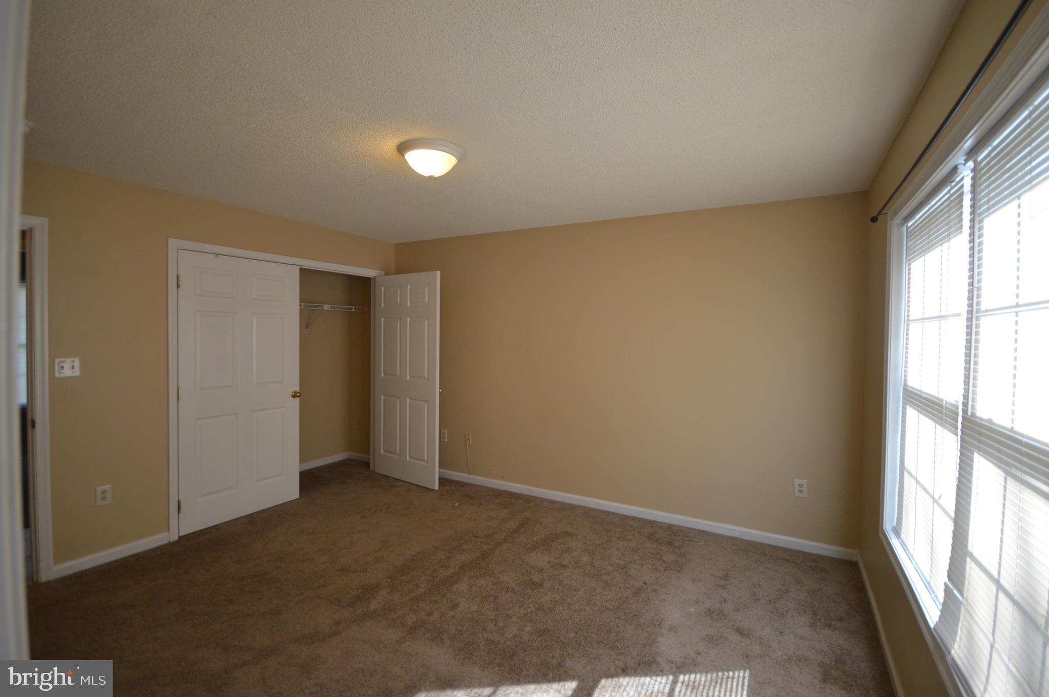 GRUBB - Residential Lease