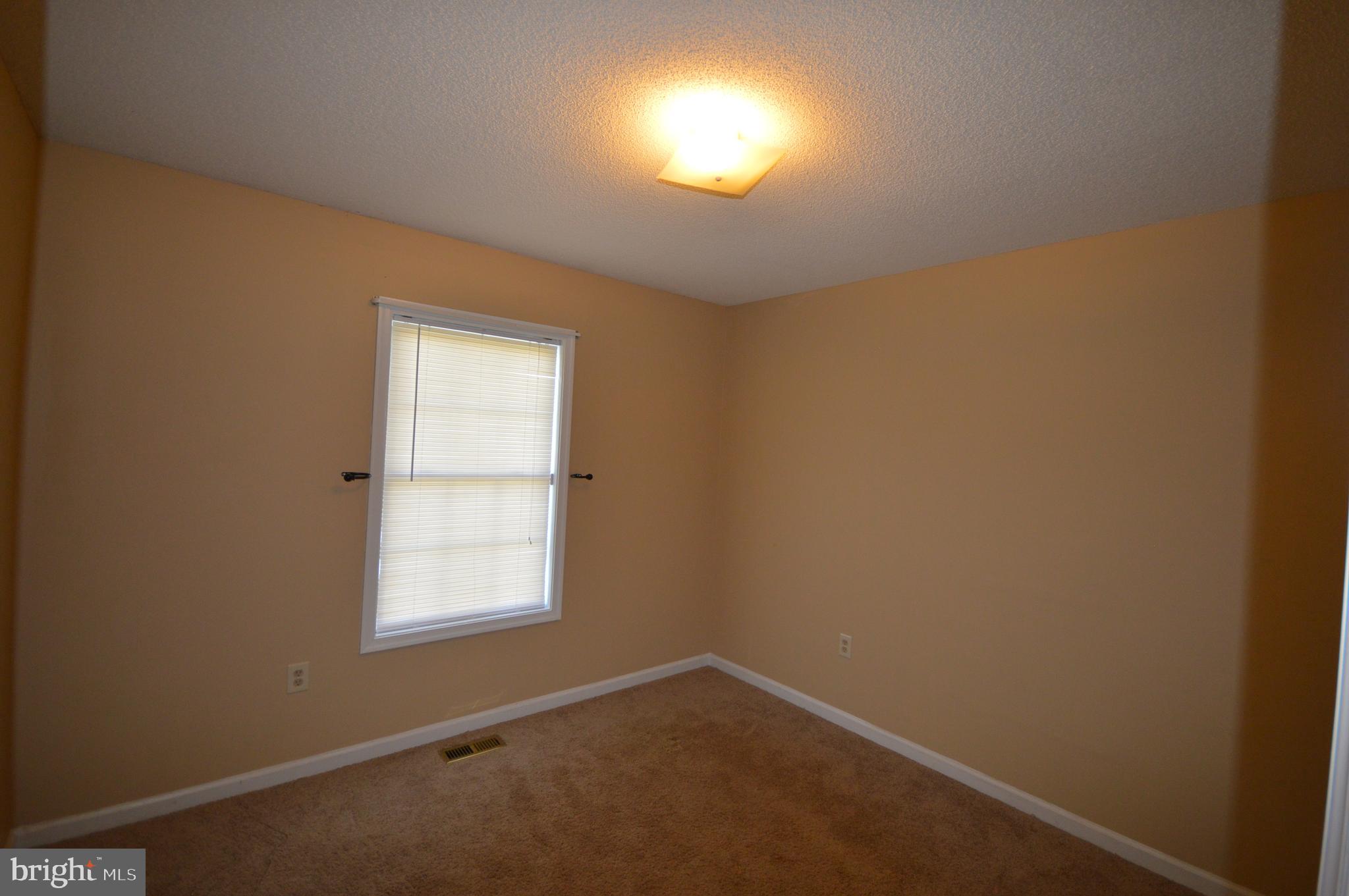 GRUBB - Residential Lease